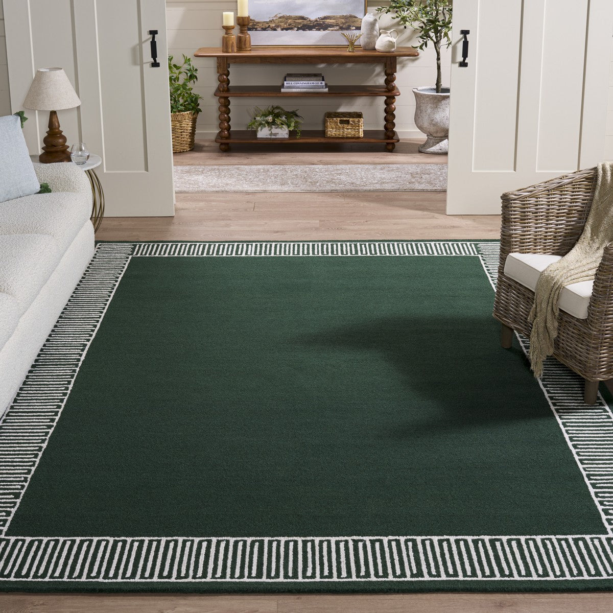 GREEN / IVORY