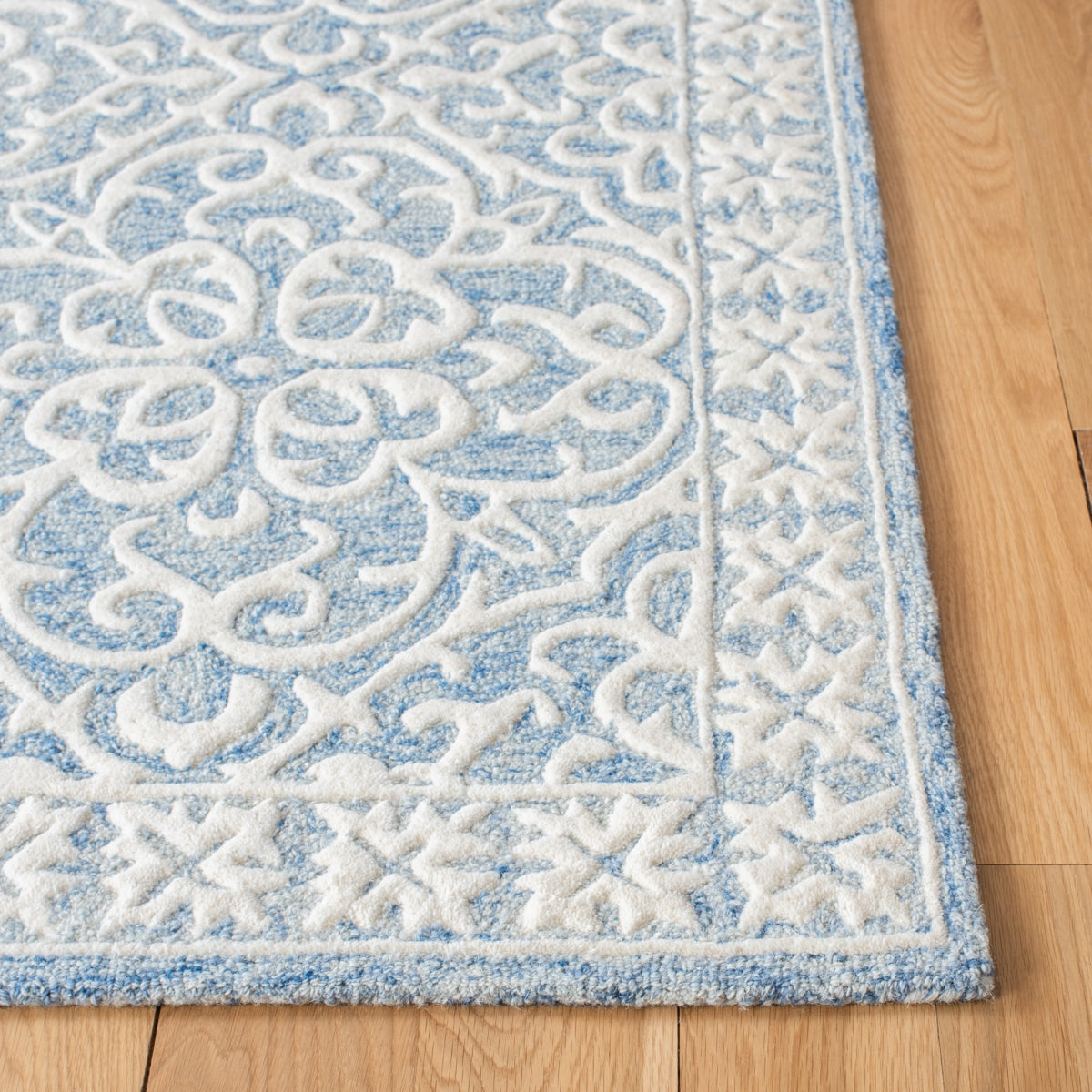 BLUE / IVORY