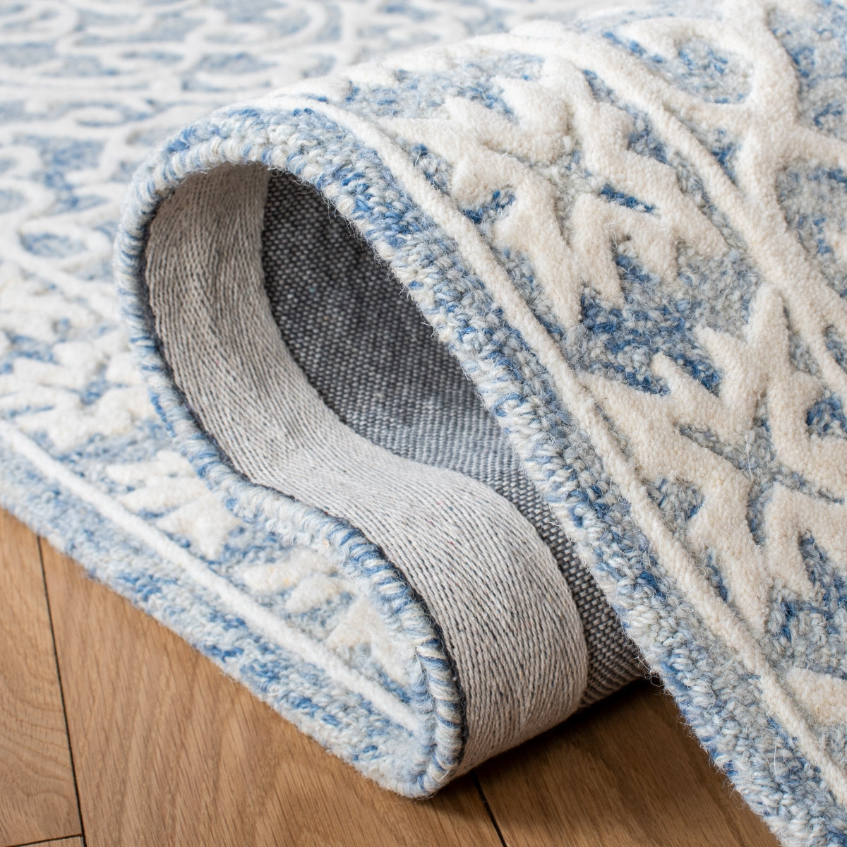 BLUE / IVORY