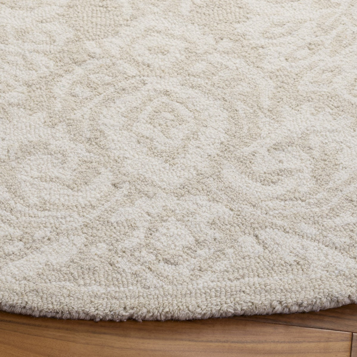 BEIGE / IVORY