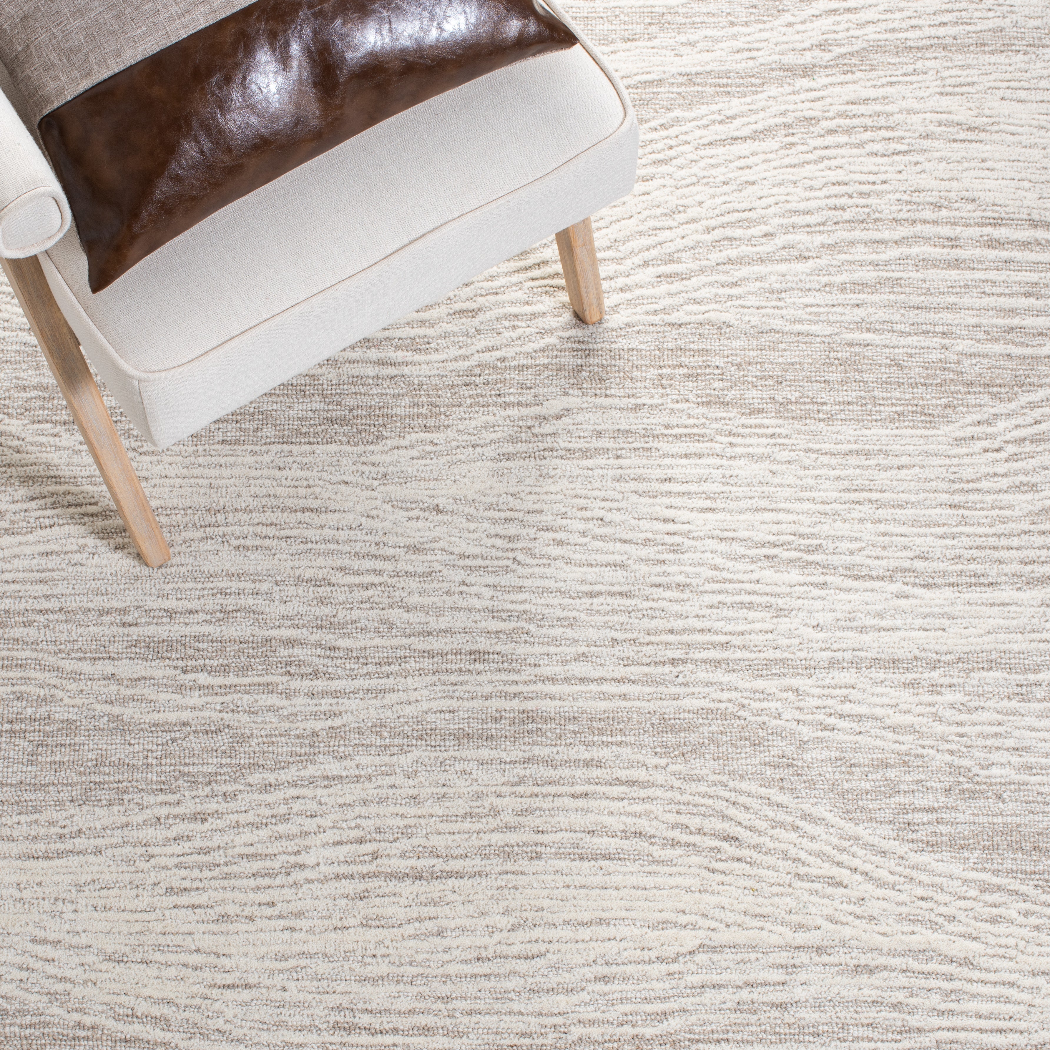NATURAL / IVORY