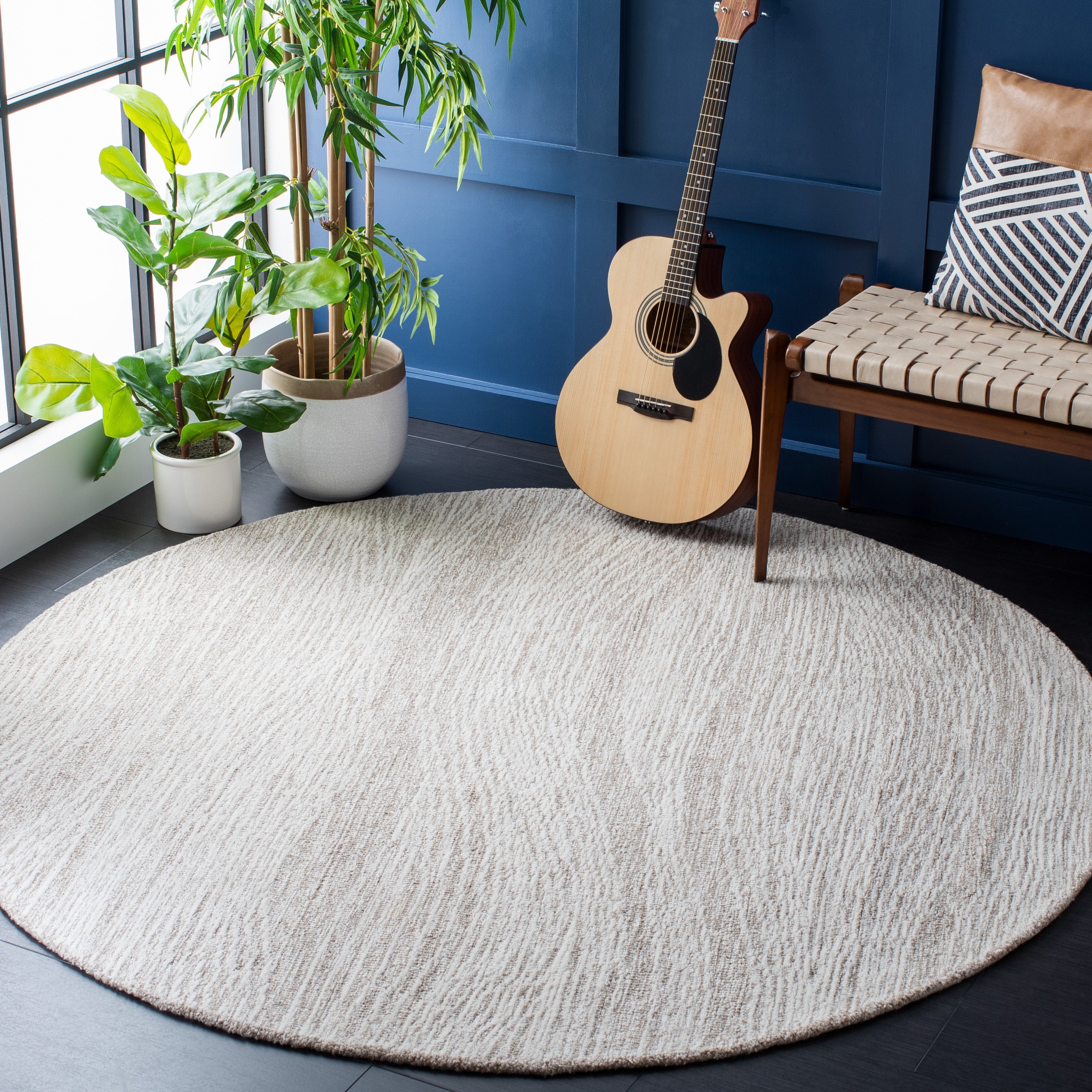NATURAL / IVORY