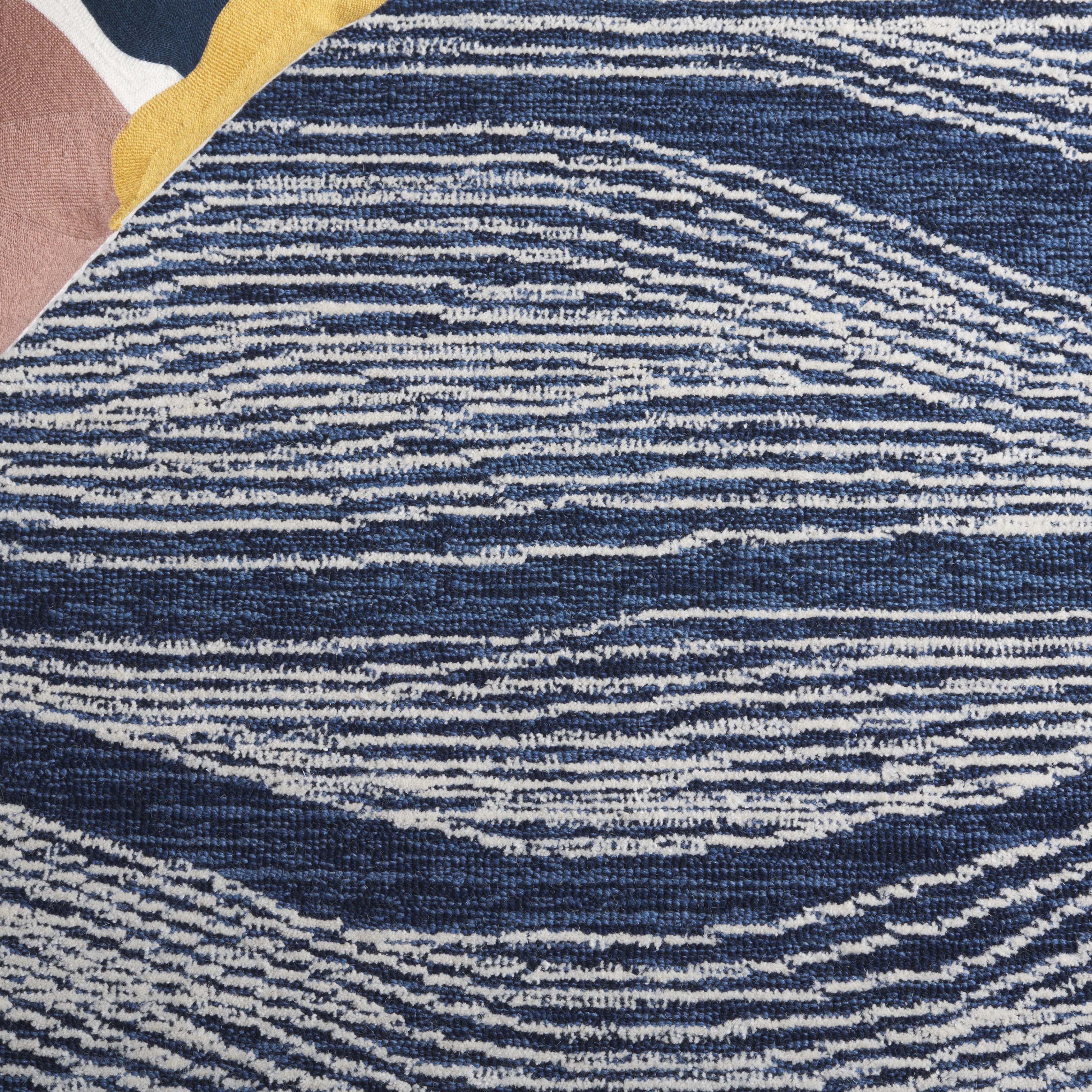 NAVY / IVORY