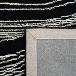 BLACK / IVORY