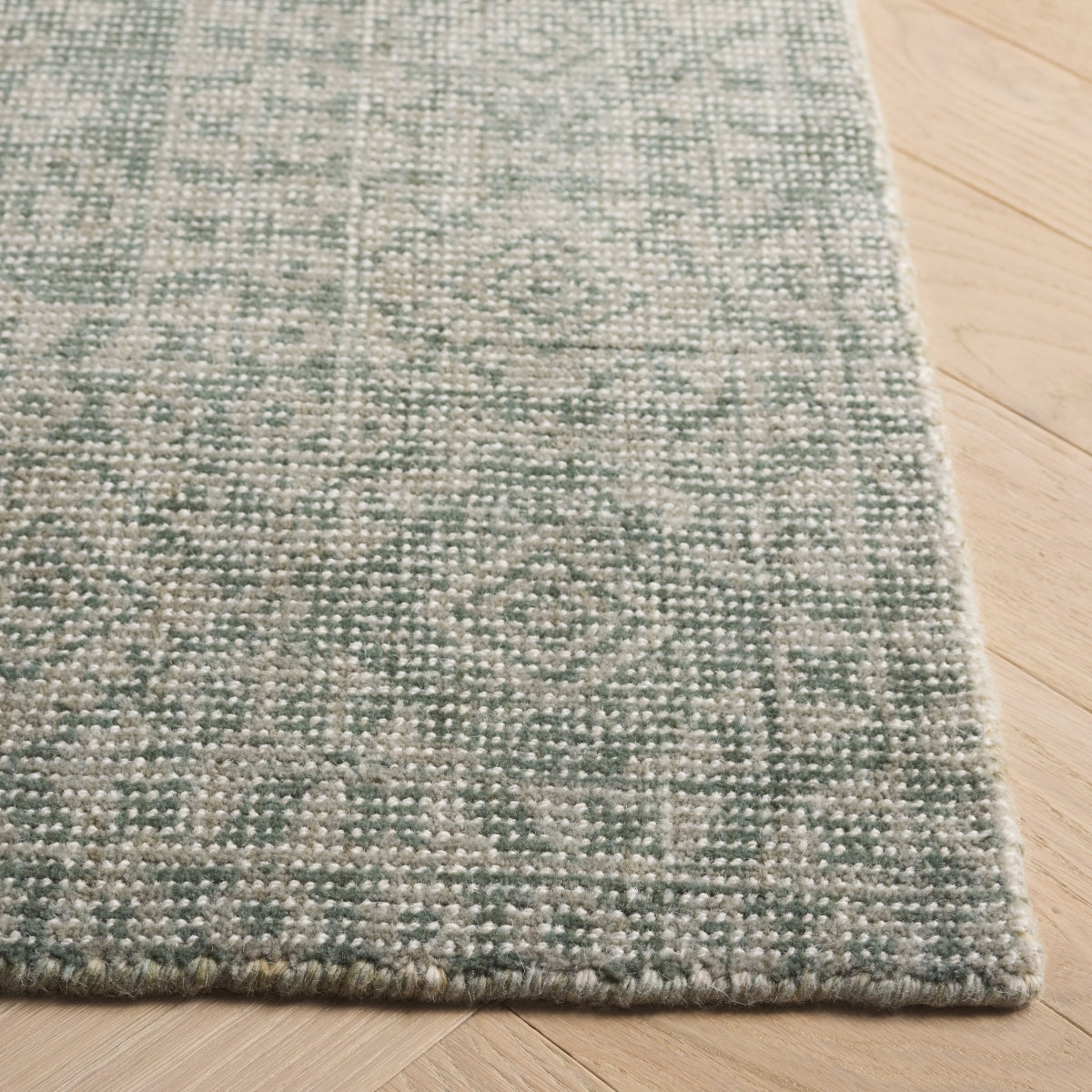 SAGE / GREEN