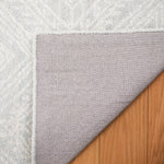 LIGHT GREY / IVORY