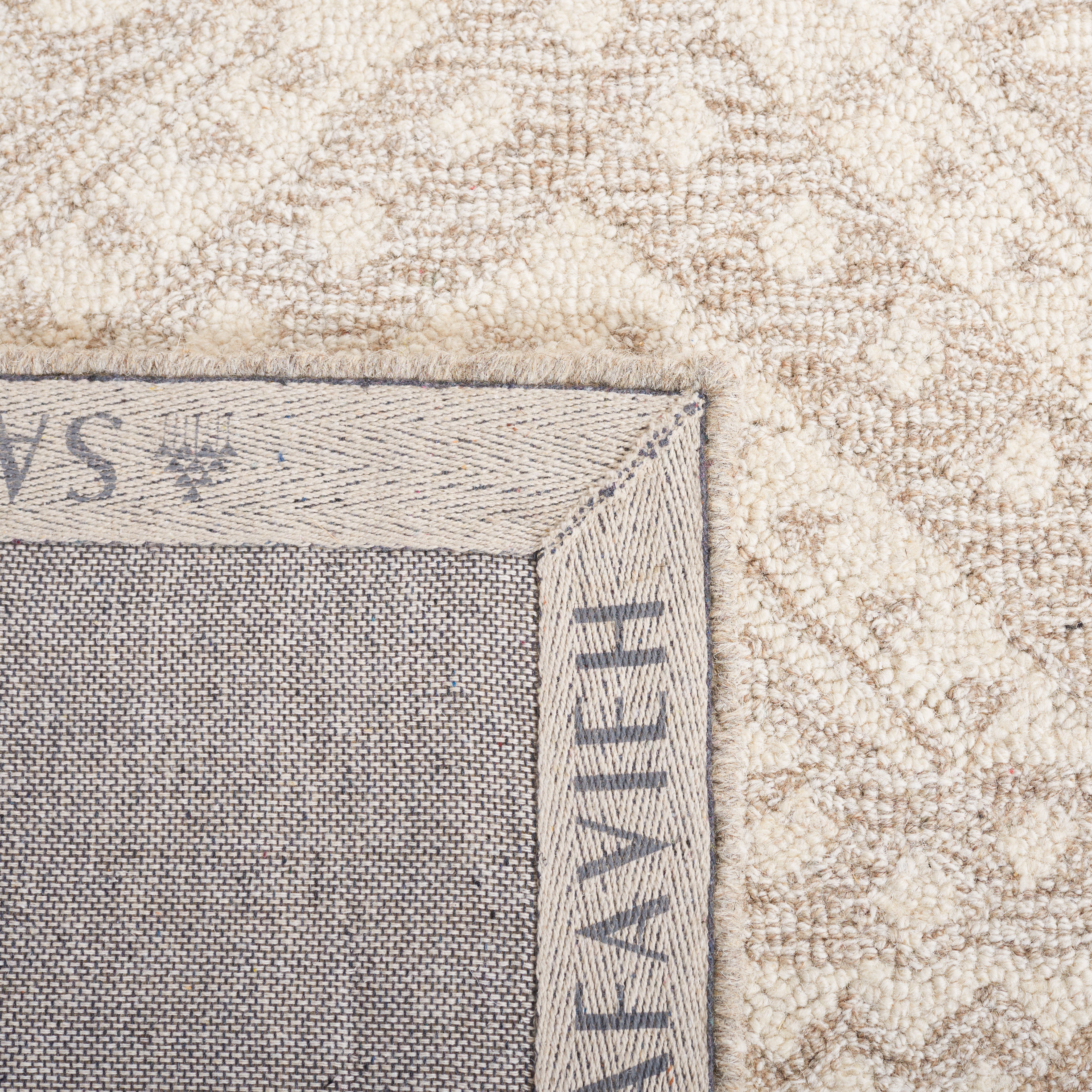 BEIGE / IVORY