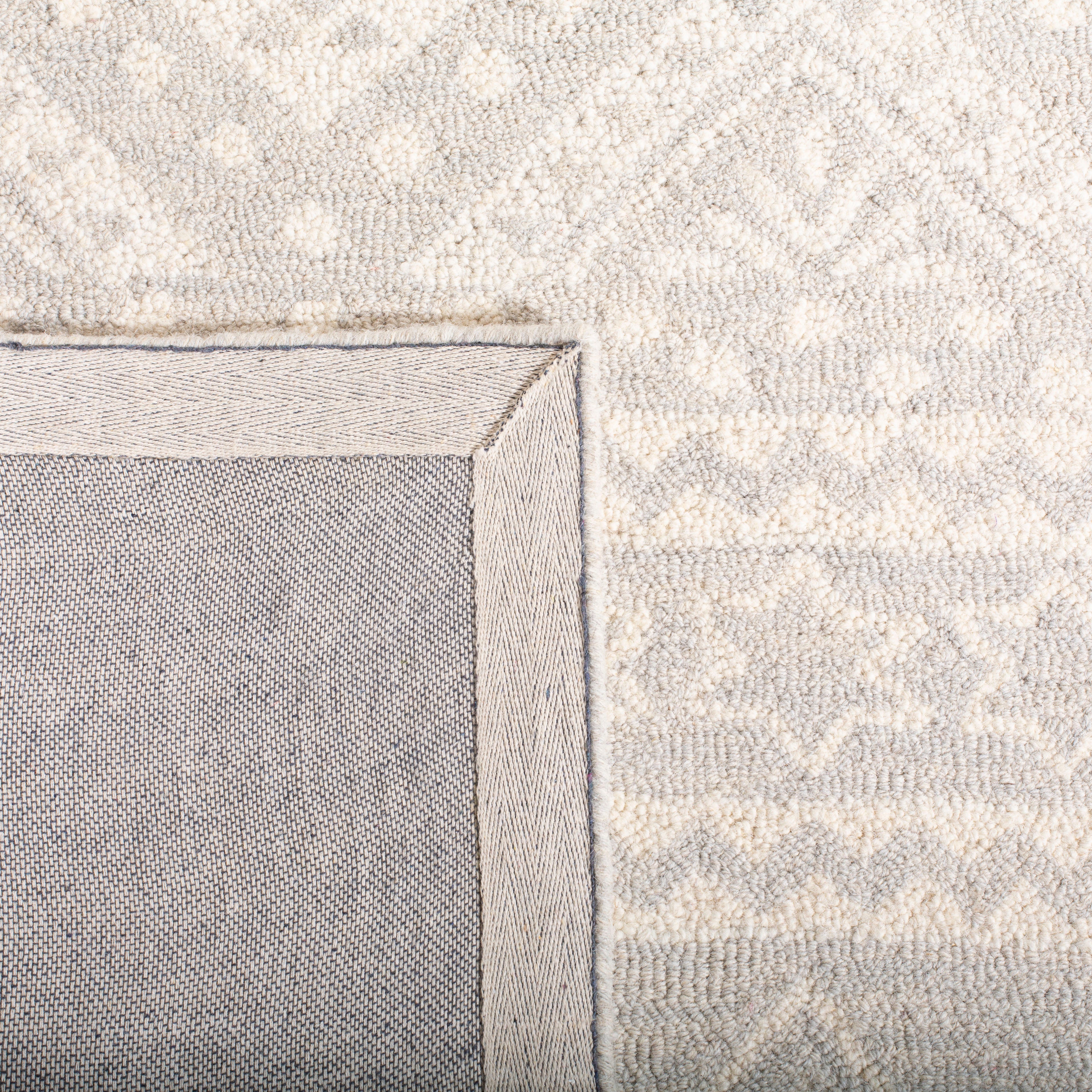 GREY / IVORY