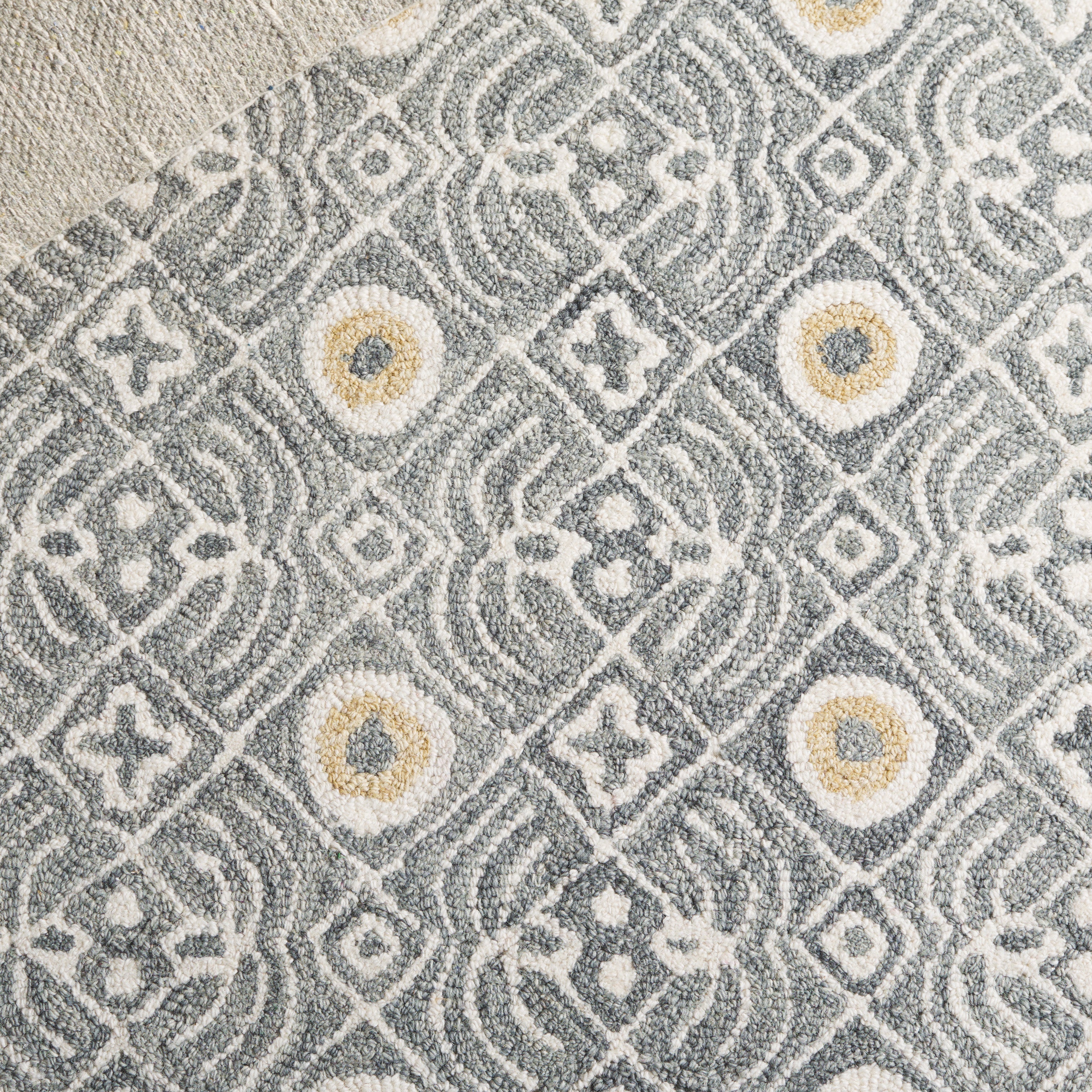 SILVER / IVORY