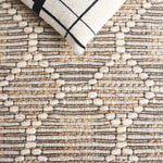BEIGE / IVORY