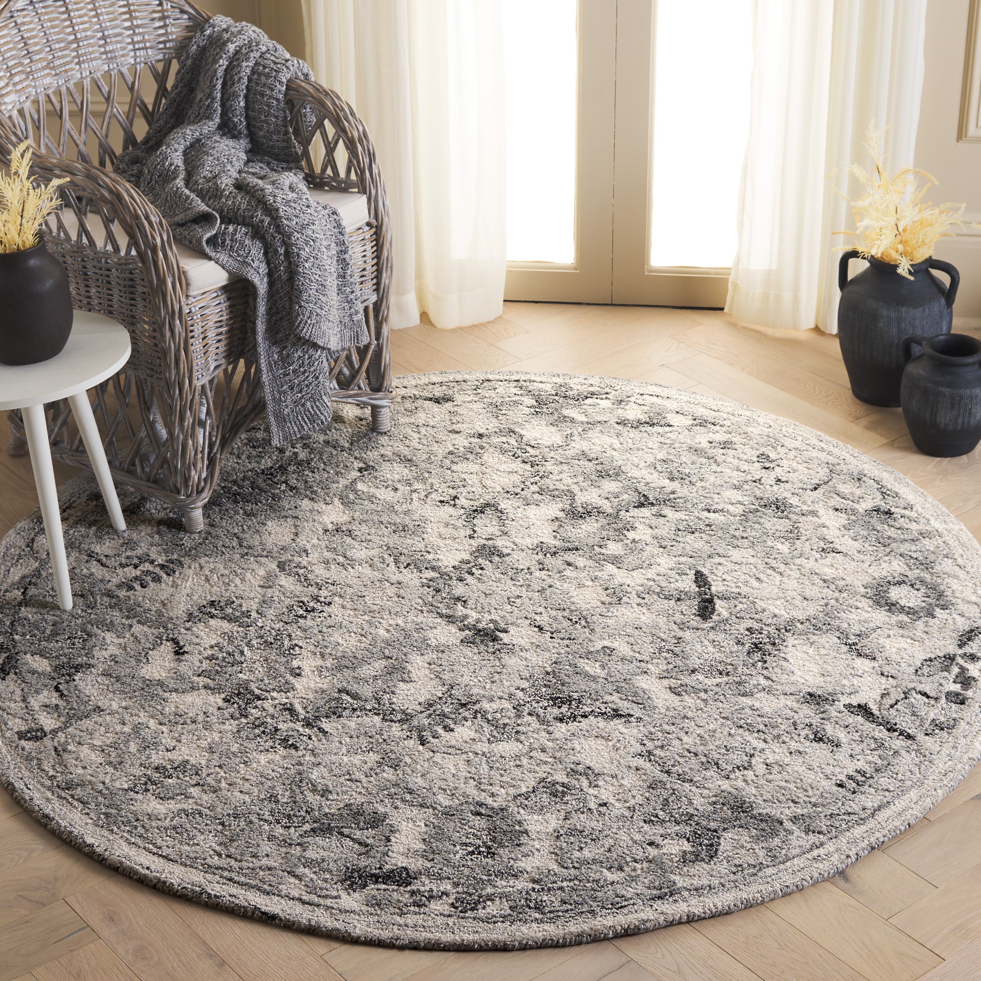 Light Grey / Charcoal