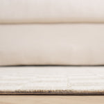 BEIGE / IVORY