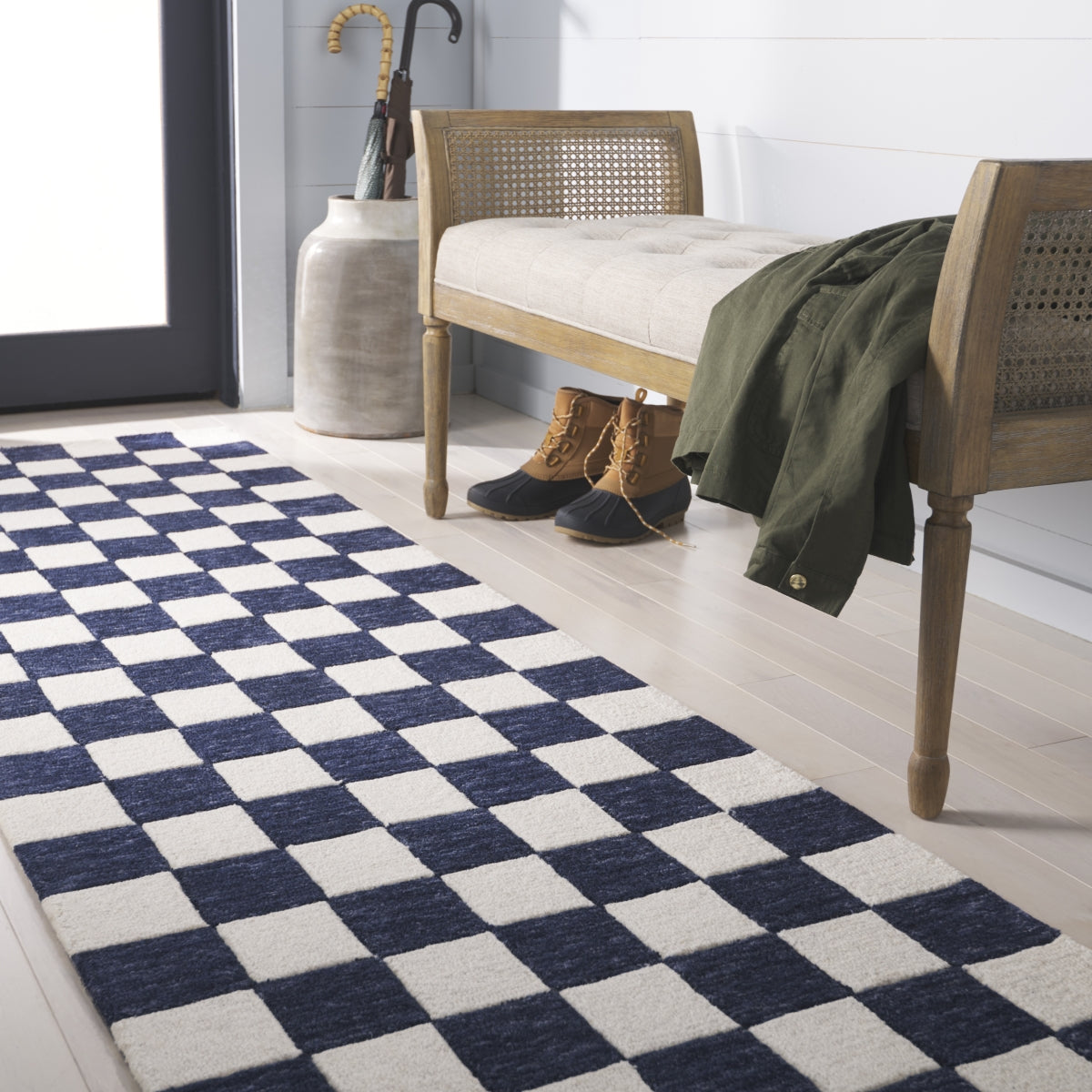 NAVY / IVORY