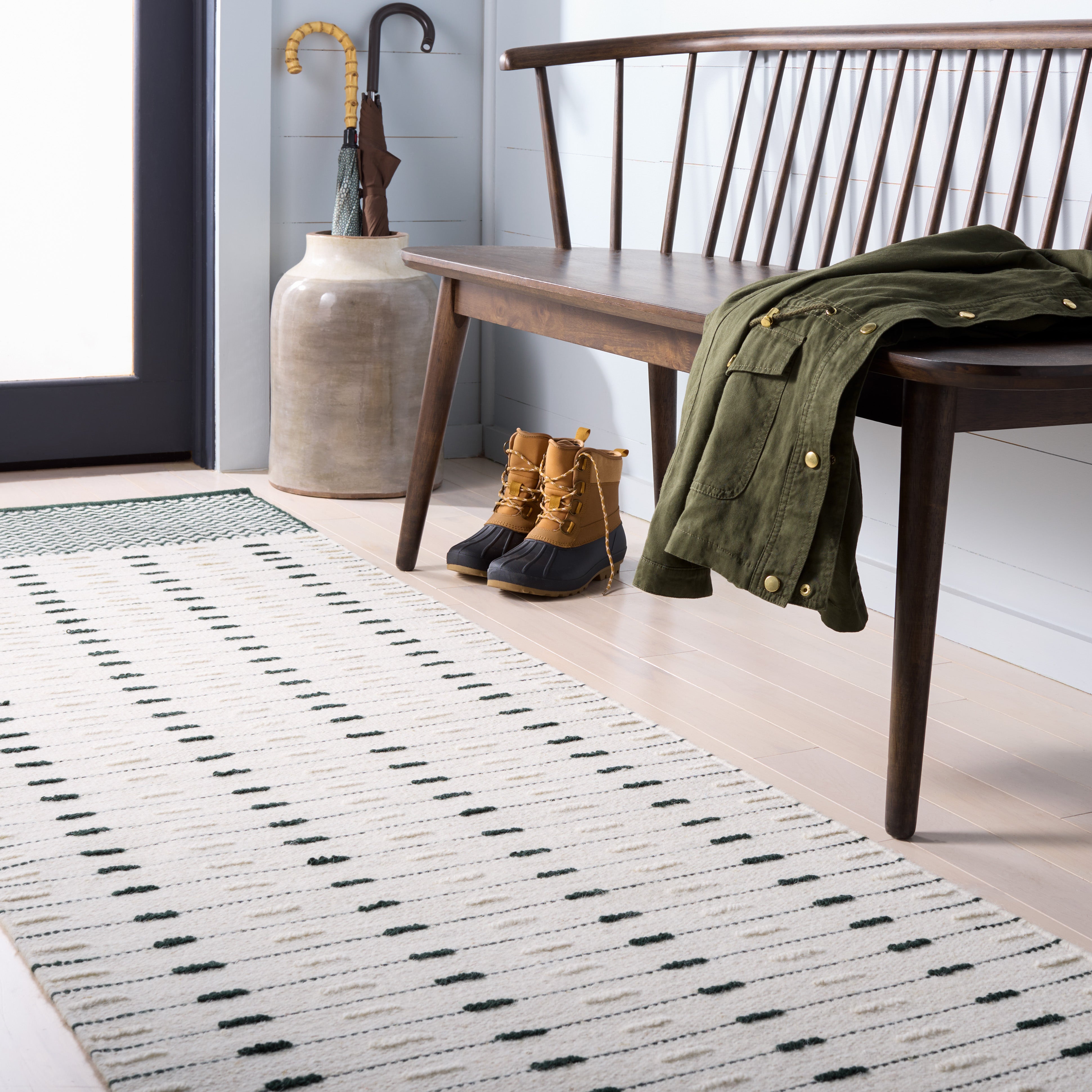 DARK GREEN / IVORY