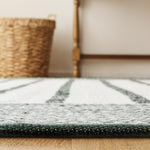 DARK GREEN / IVORY