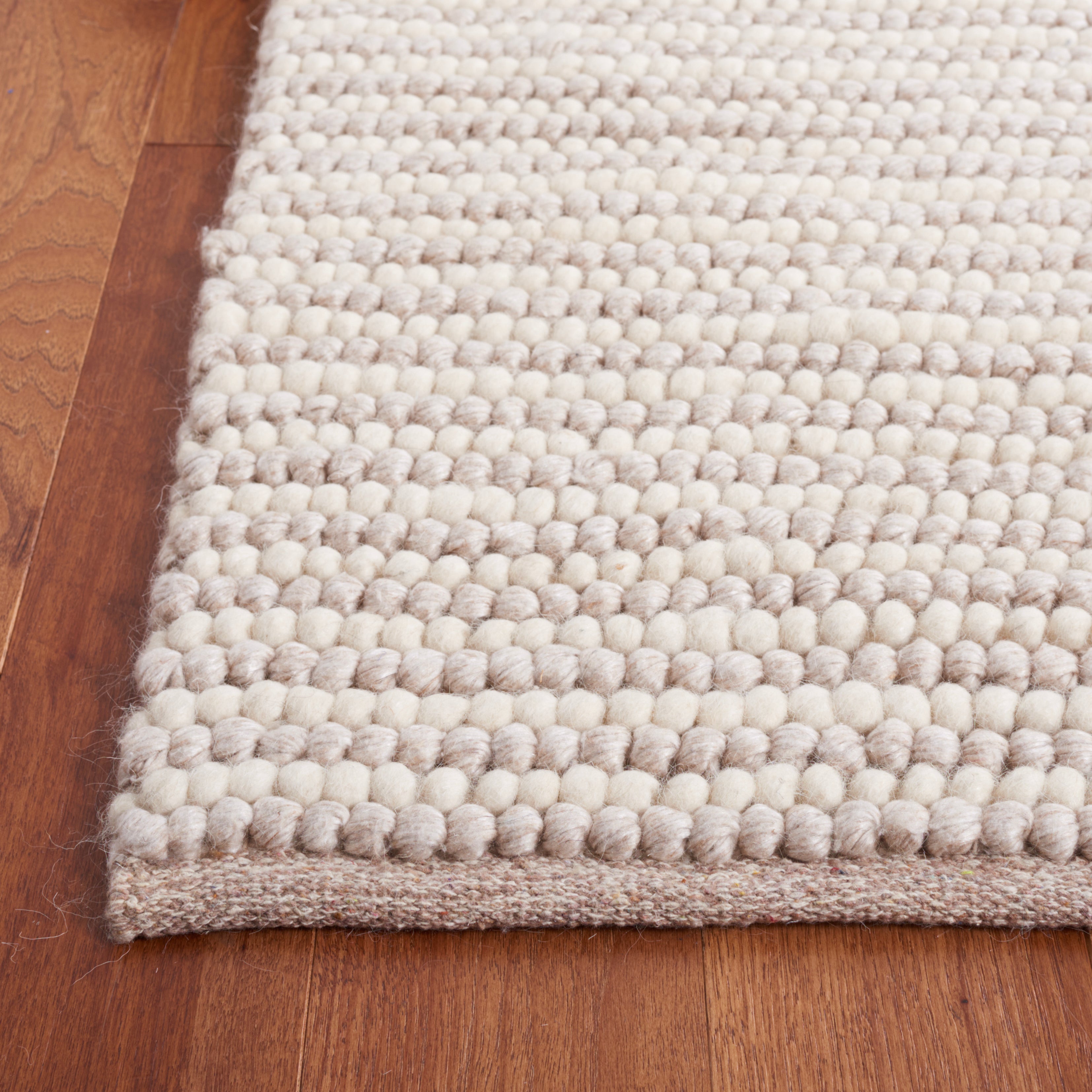 IVORY / BEIGE