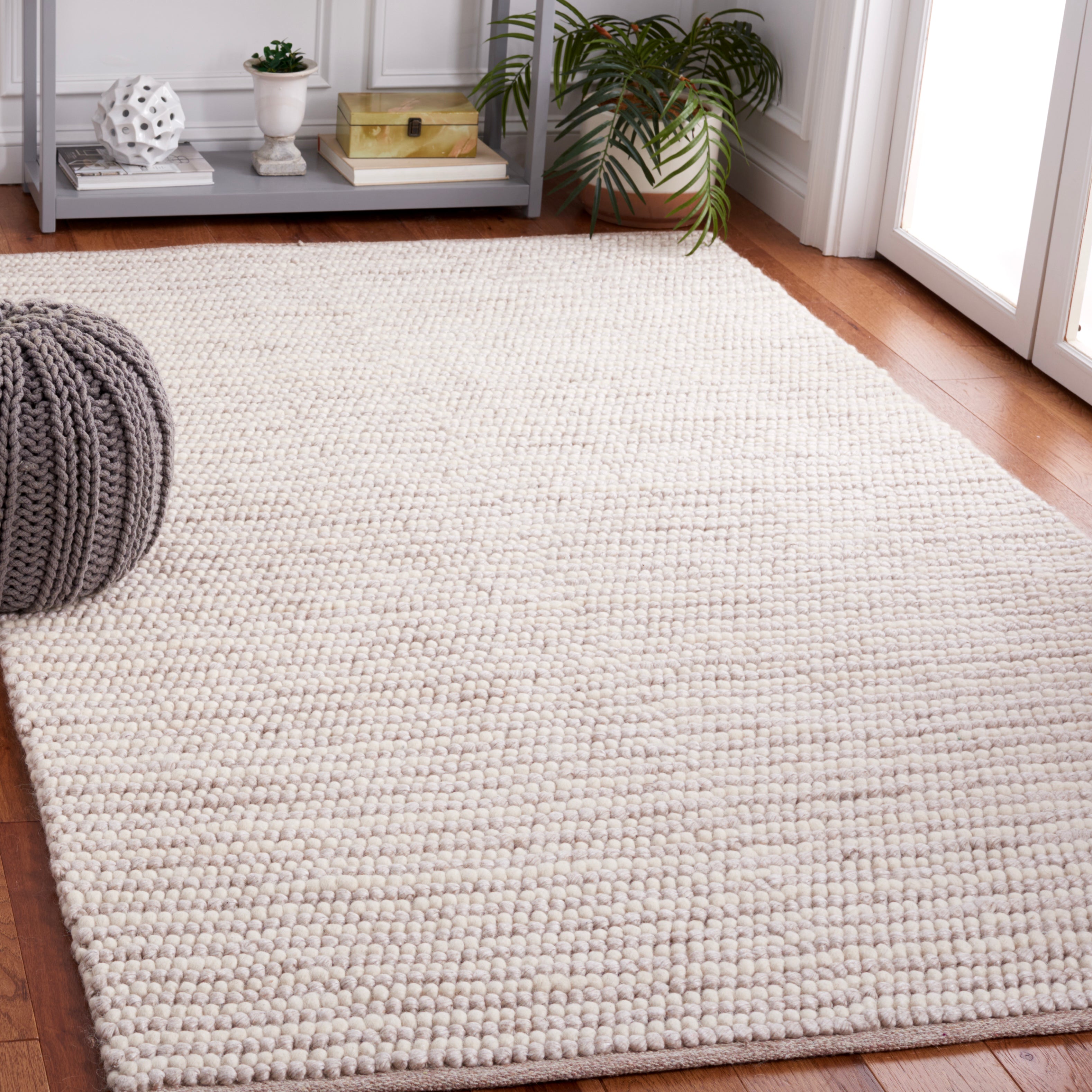IVORY / BEIGE