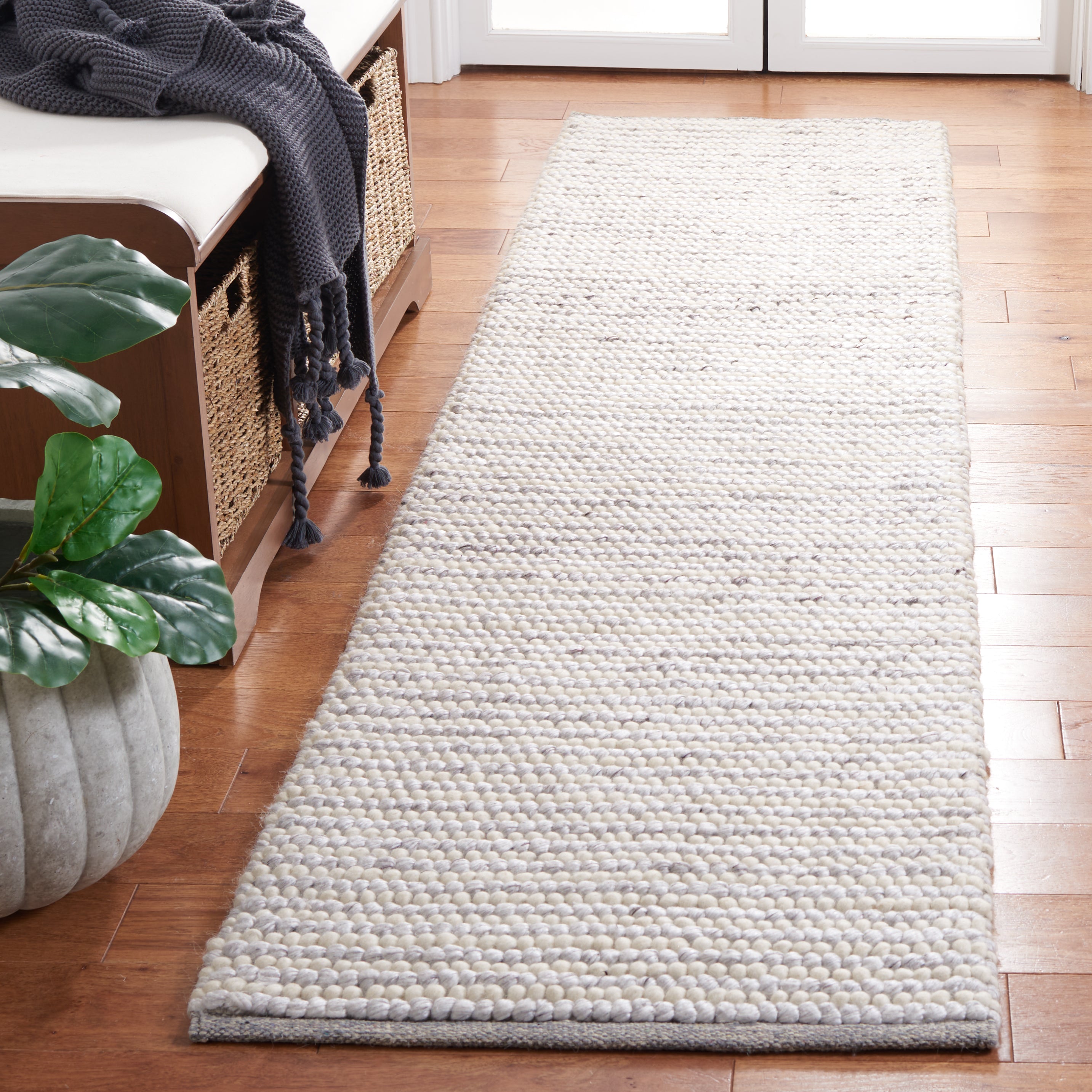IVORY / LIGHT GREY