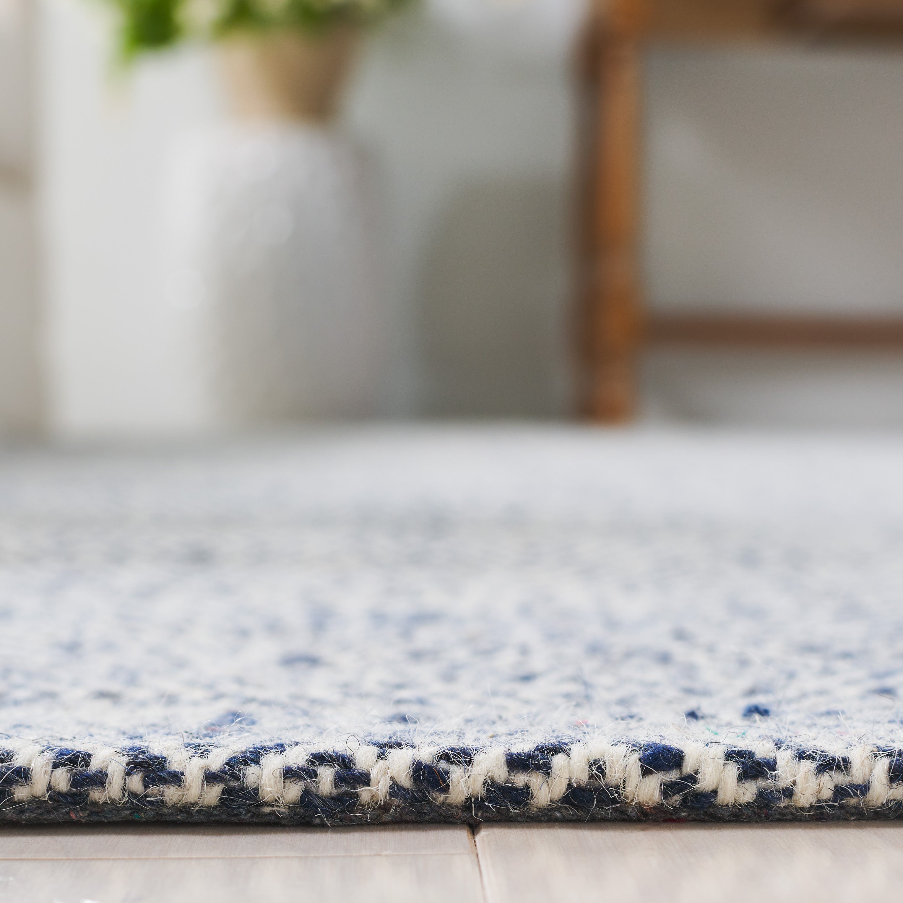 BLUE / IVORY