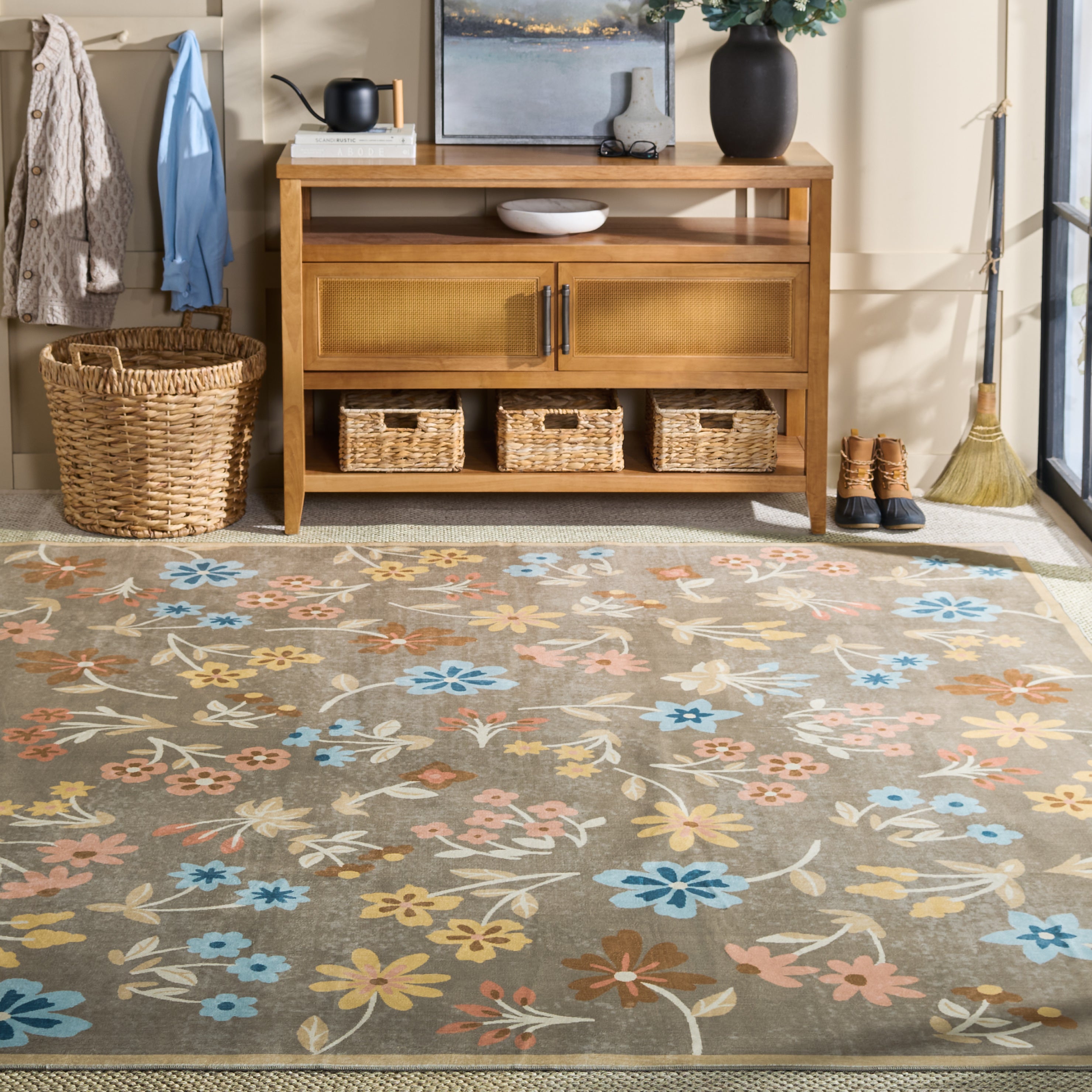 Dark Beige / Light Blue