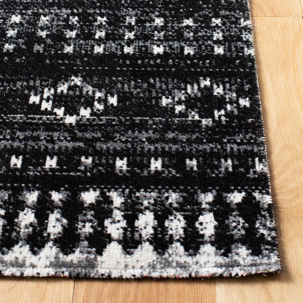 Safavieh Montage 291 Rug, MTG291 - Grey / Black