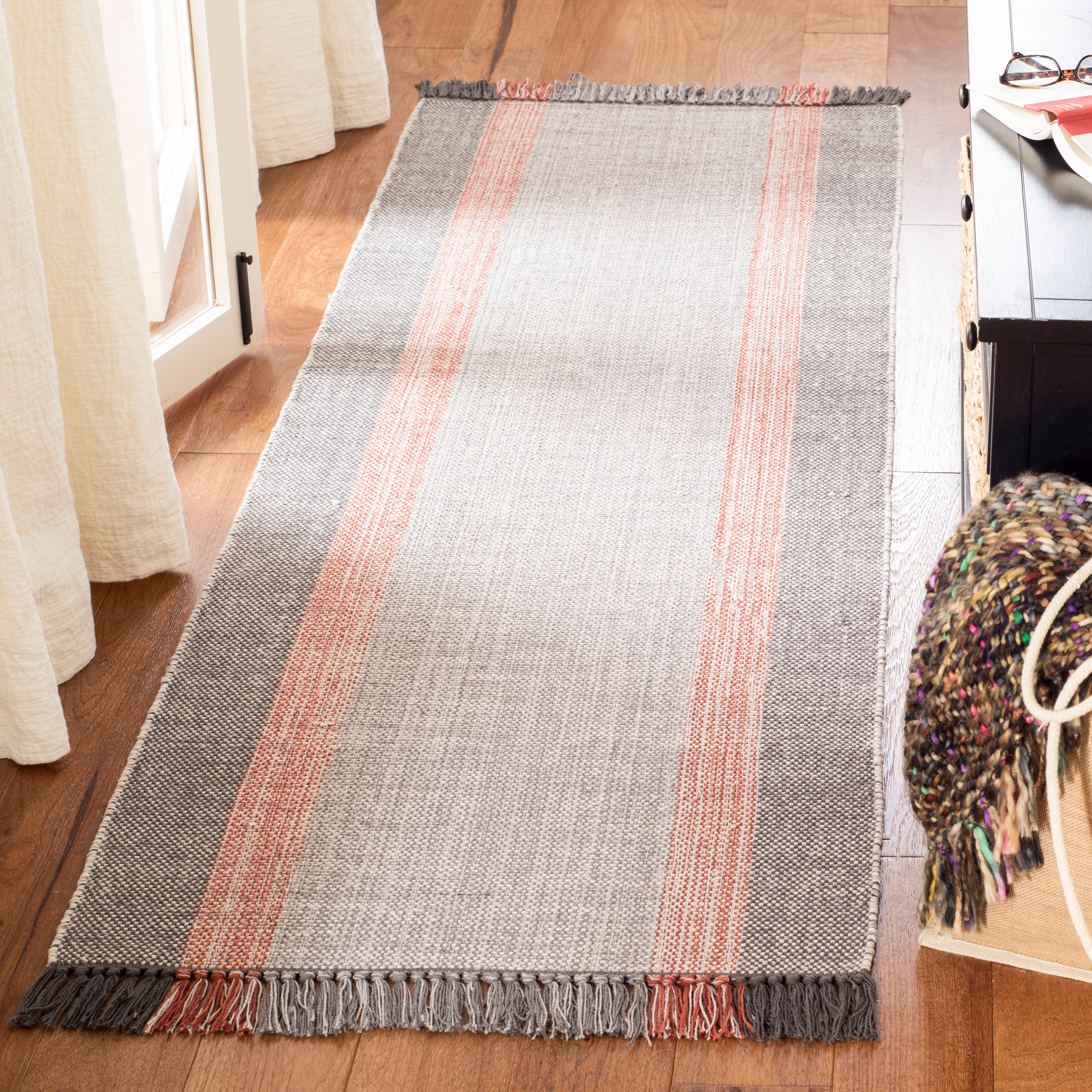 MONTAUK 301 – TERRACOTTA / GREY