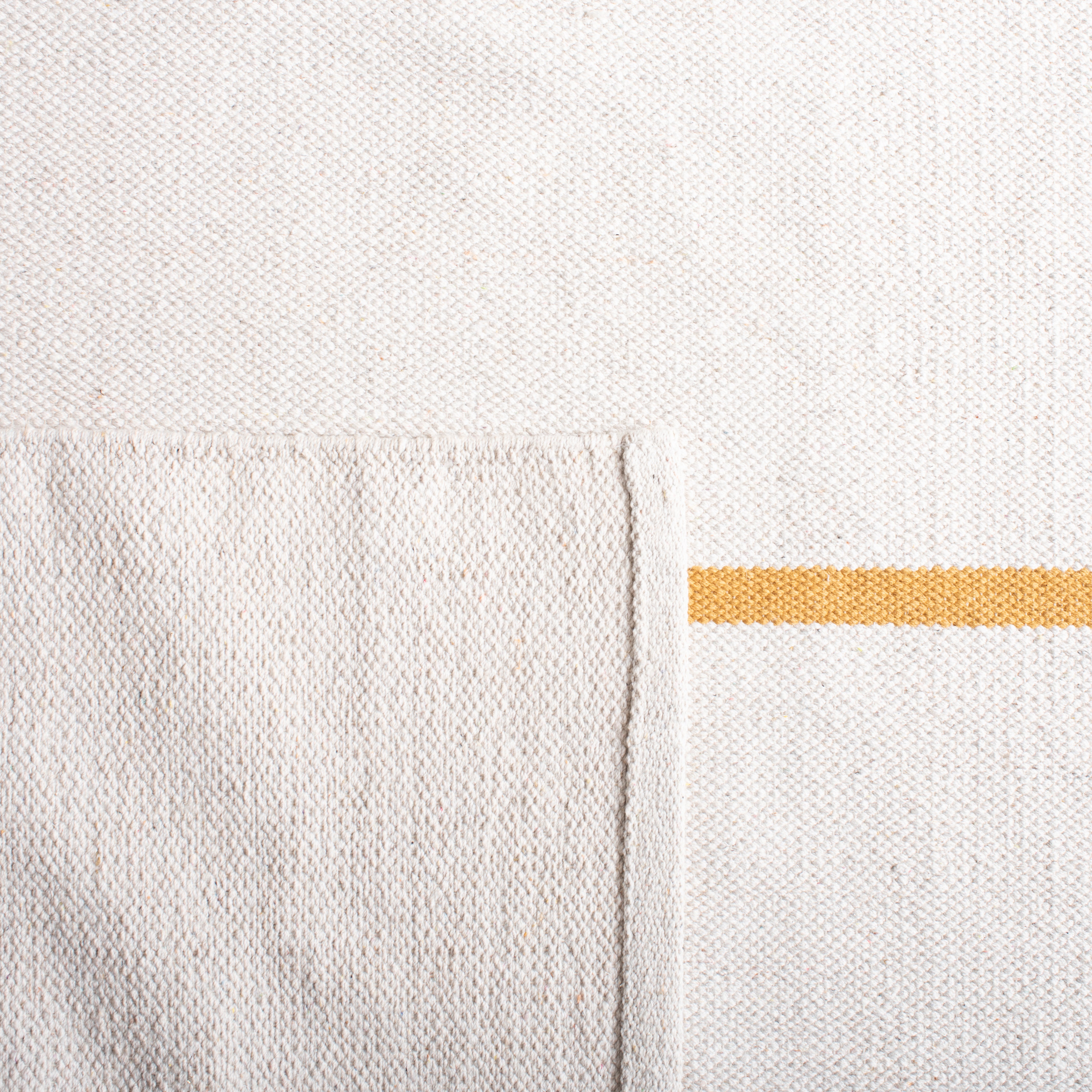 MONTAUK 311 – IVORY / GOLD