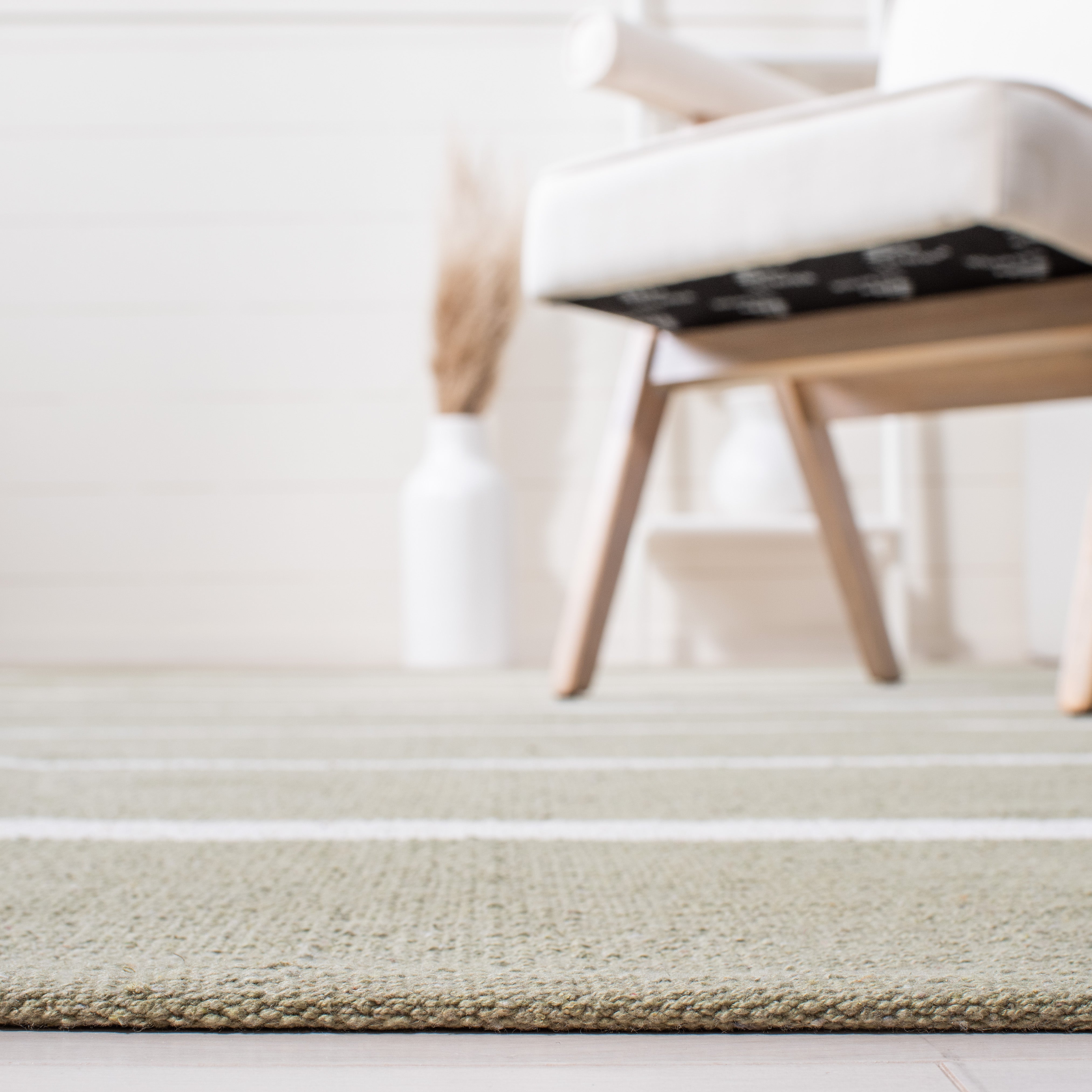MONTAUK 311 – LIGHT GREEN / IVORY