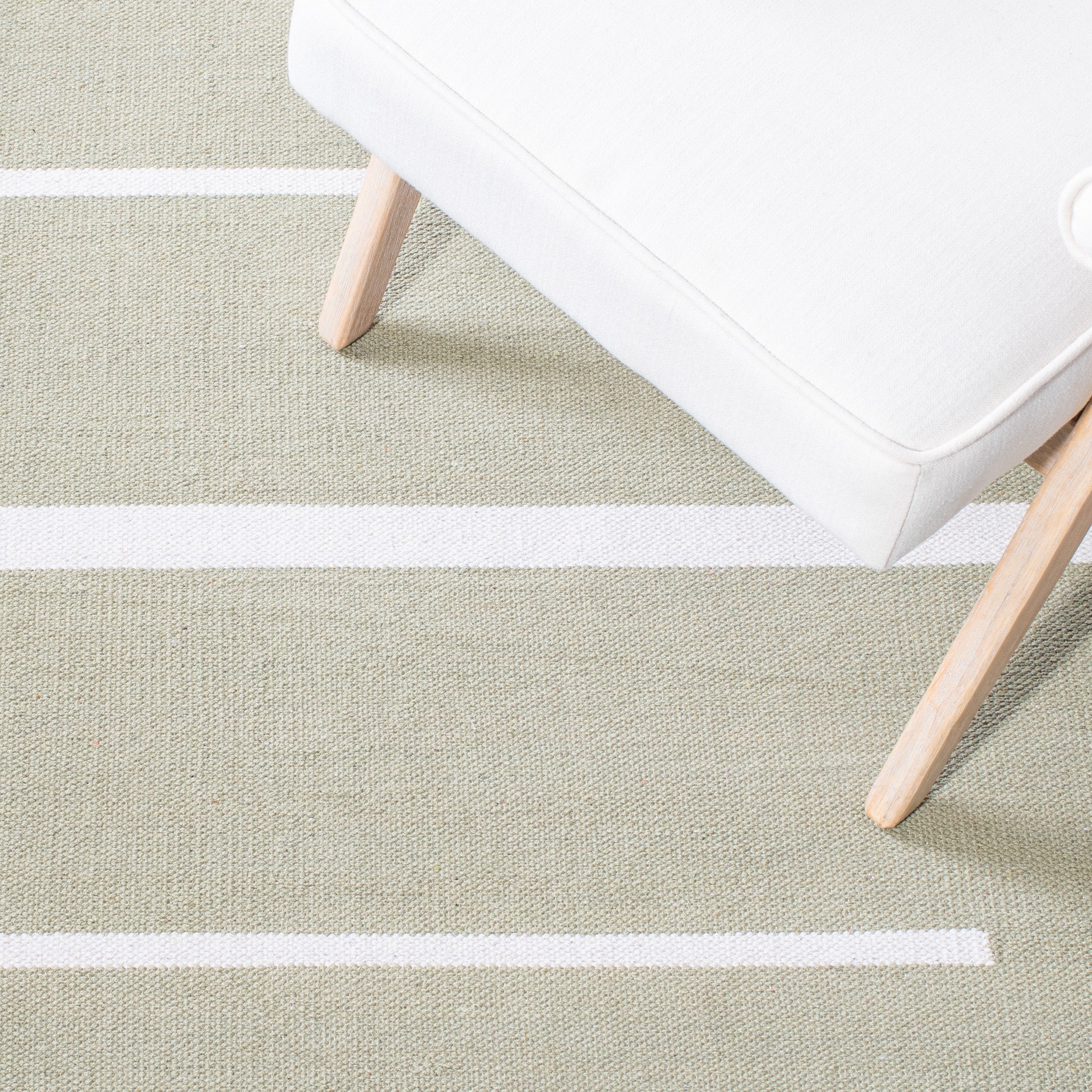MONTAUK 311 – LIGHT GREEN / IVORY