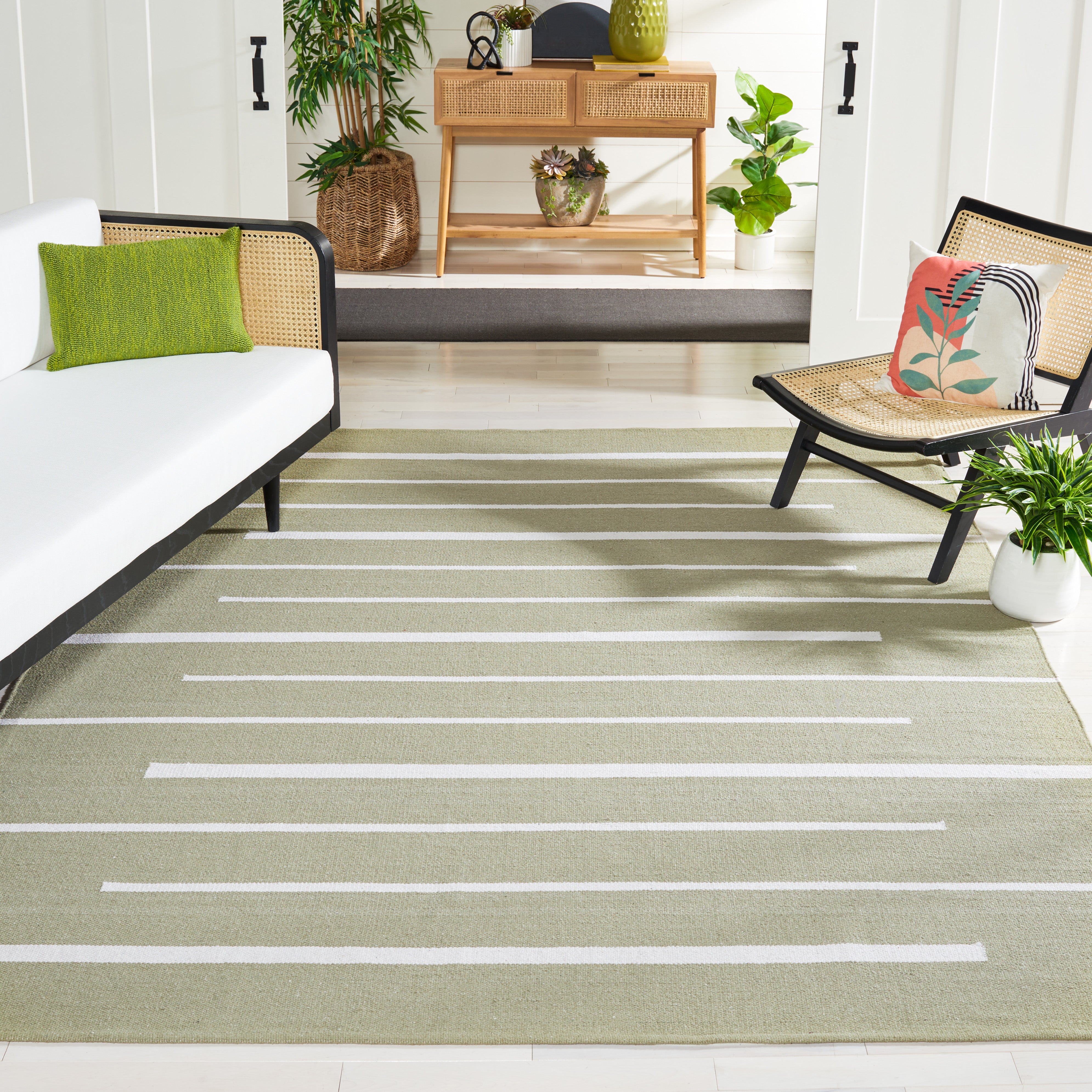 MONTAUK 311 – LIGHT GREEN / IVORY
