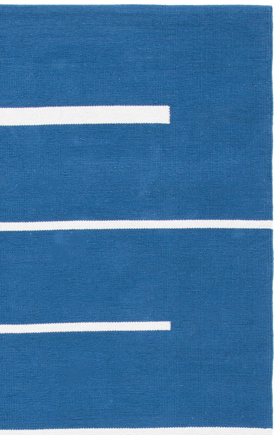 MONTAUK 311 – NAVY / IVORY