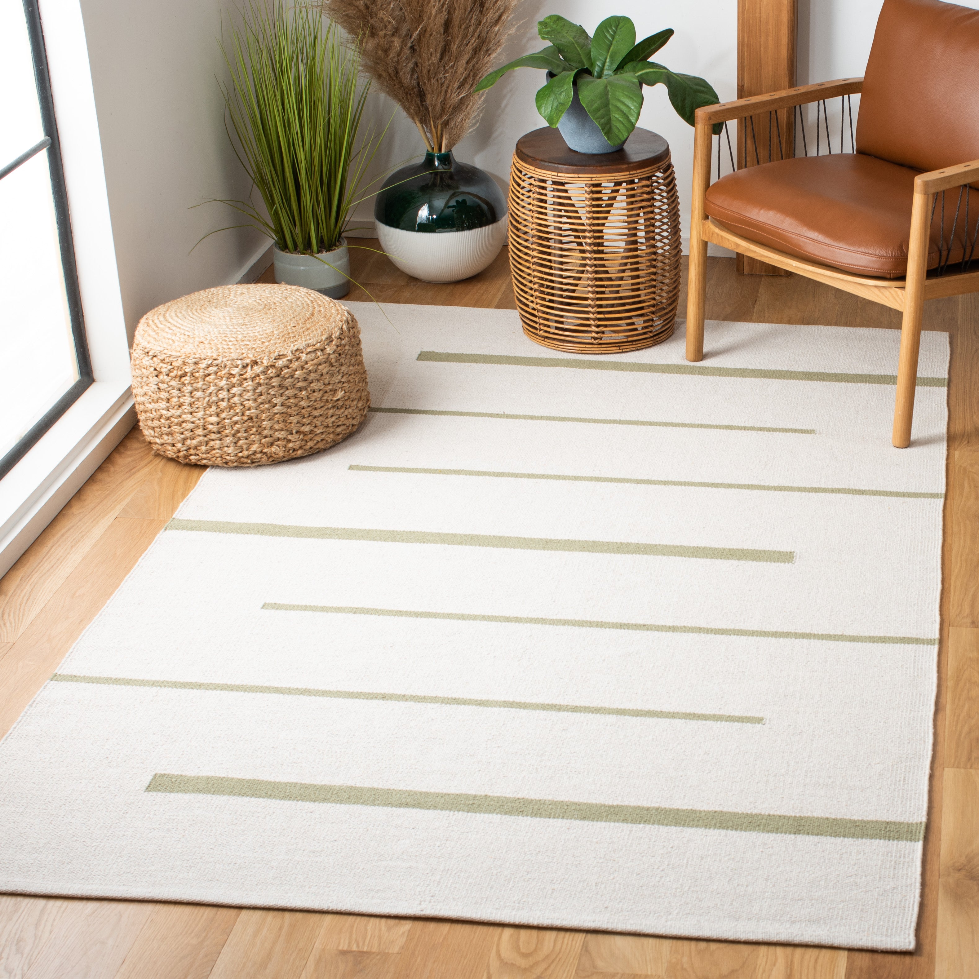 MONTAUK 311 – IVORY / LIGHT GREEN