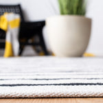 MONTAUK 313 – IVORY / BLACK