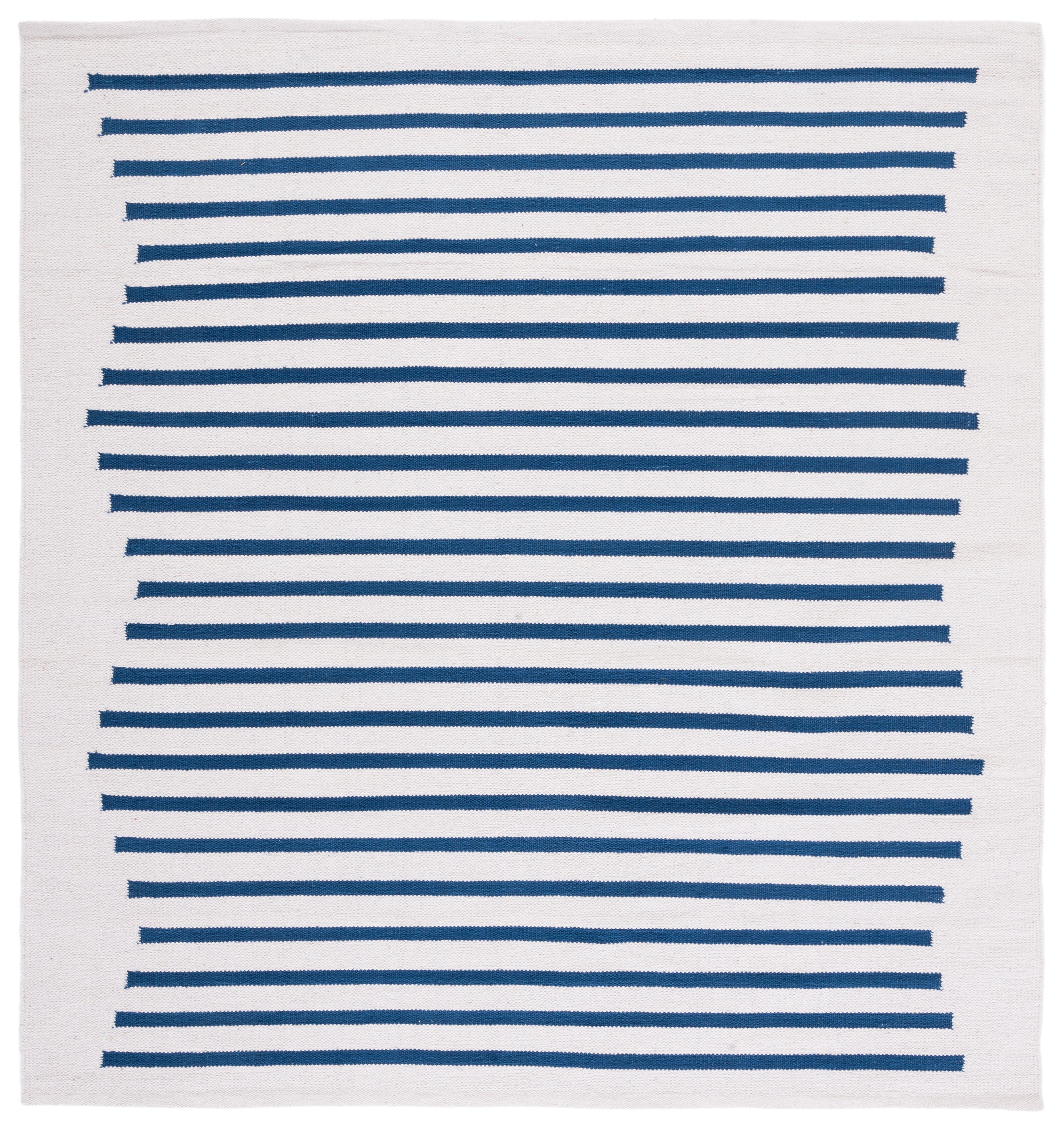 MONTAUK 313 – IVORY / NAVY