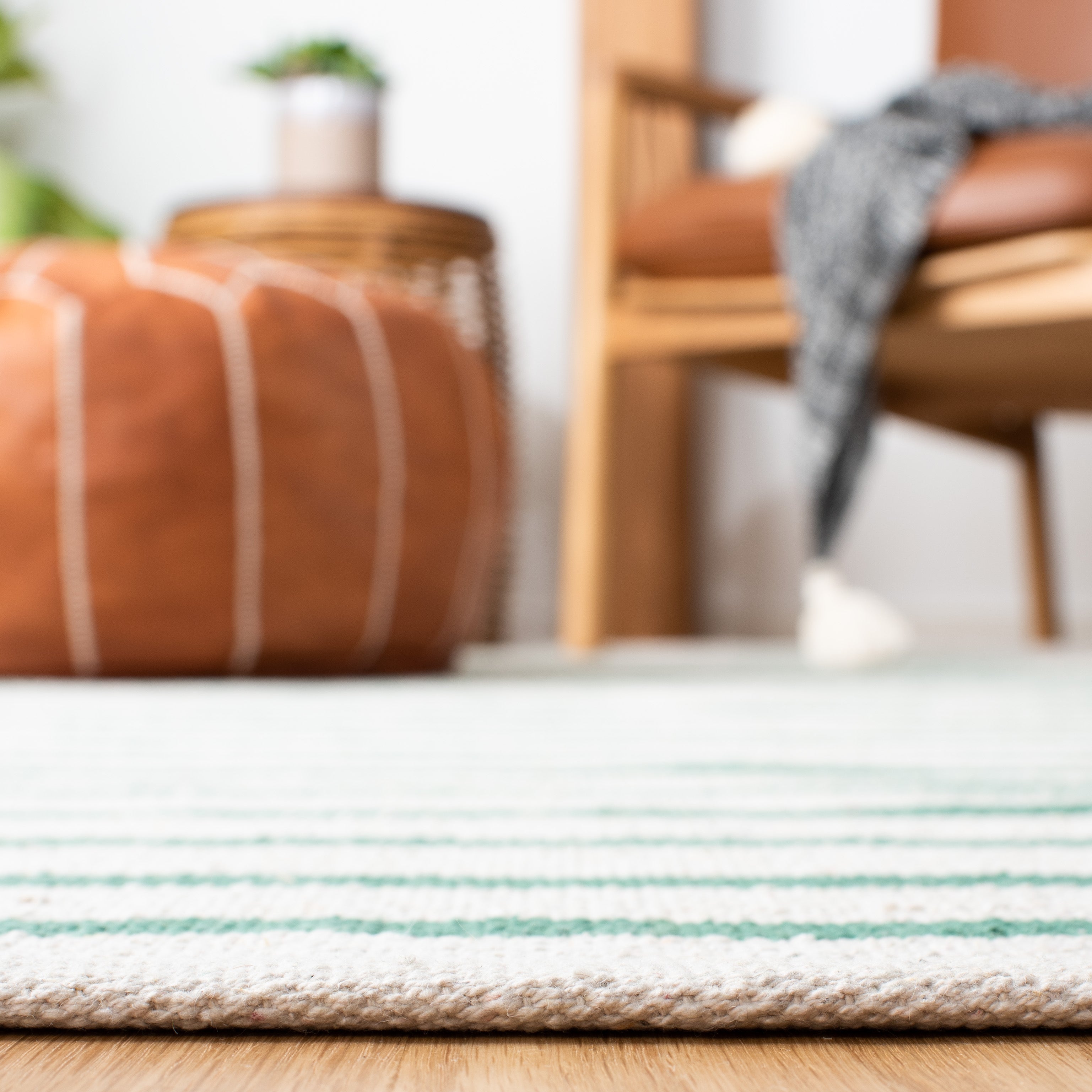 MONTAUK 313 – IVORY / DARK GREEN
