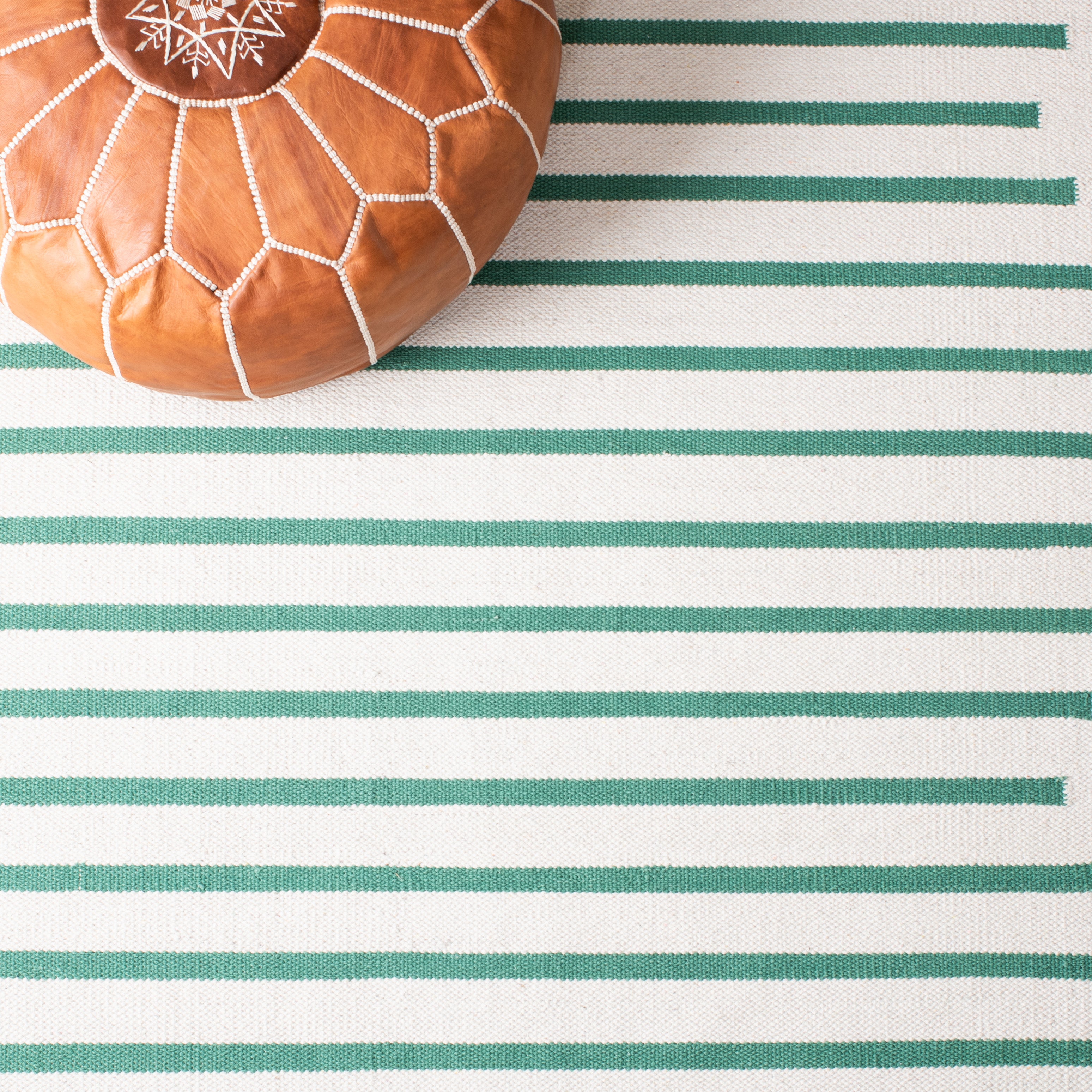 MONTAUK 313 – IVORY / DARK GREEN