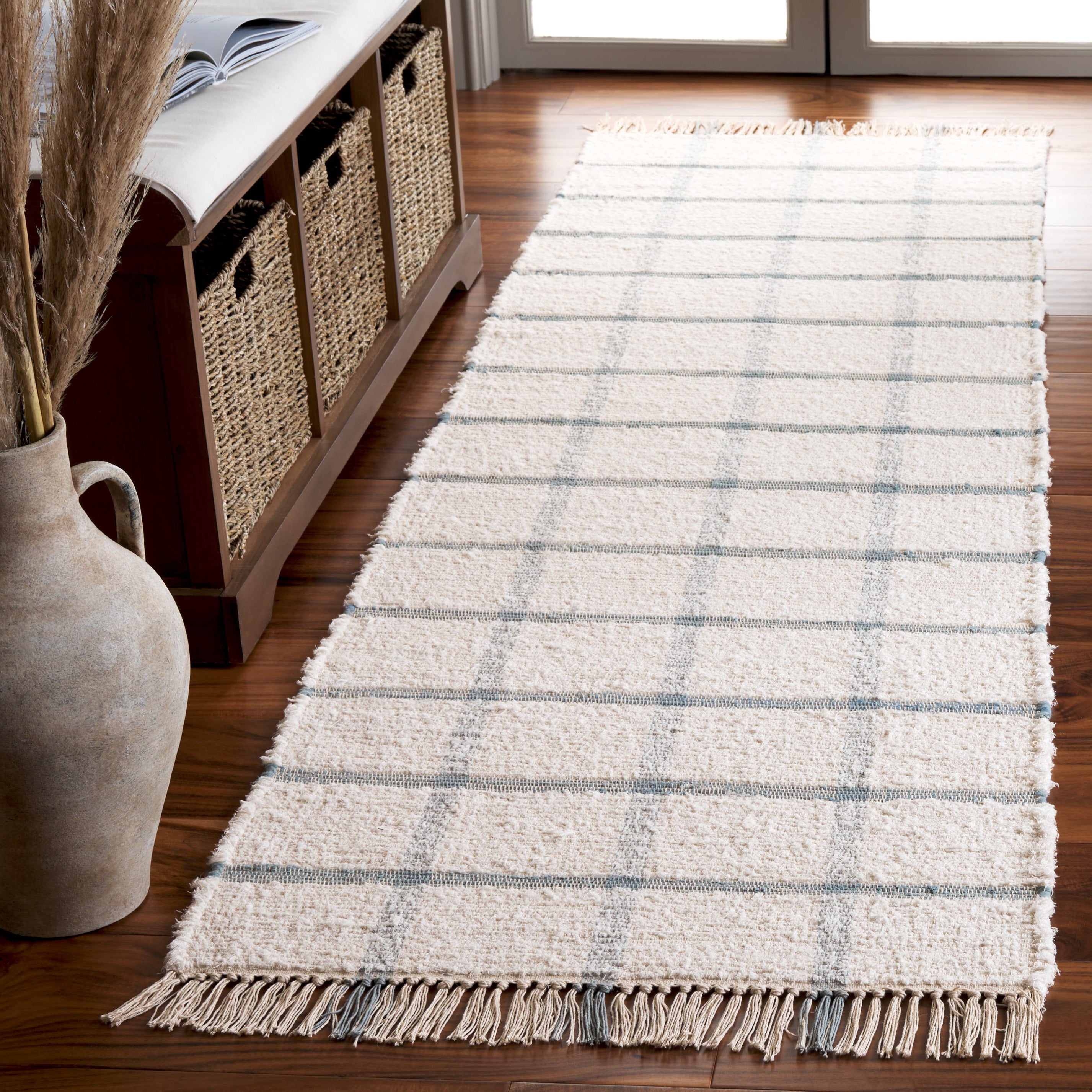 MONTAUK 322 – IVORY / BLUE