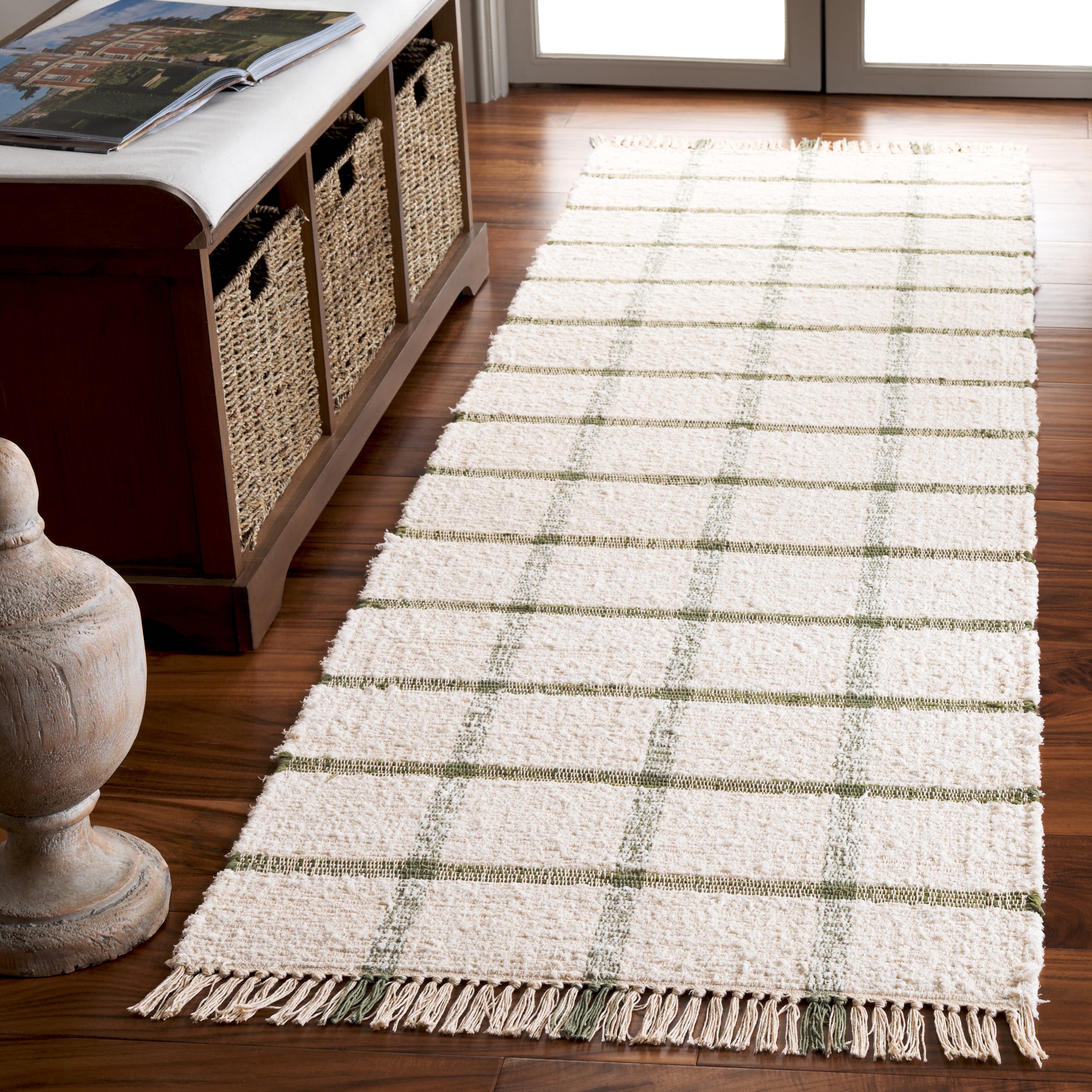 MONTAUK 322 – IVORY / GREEN