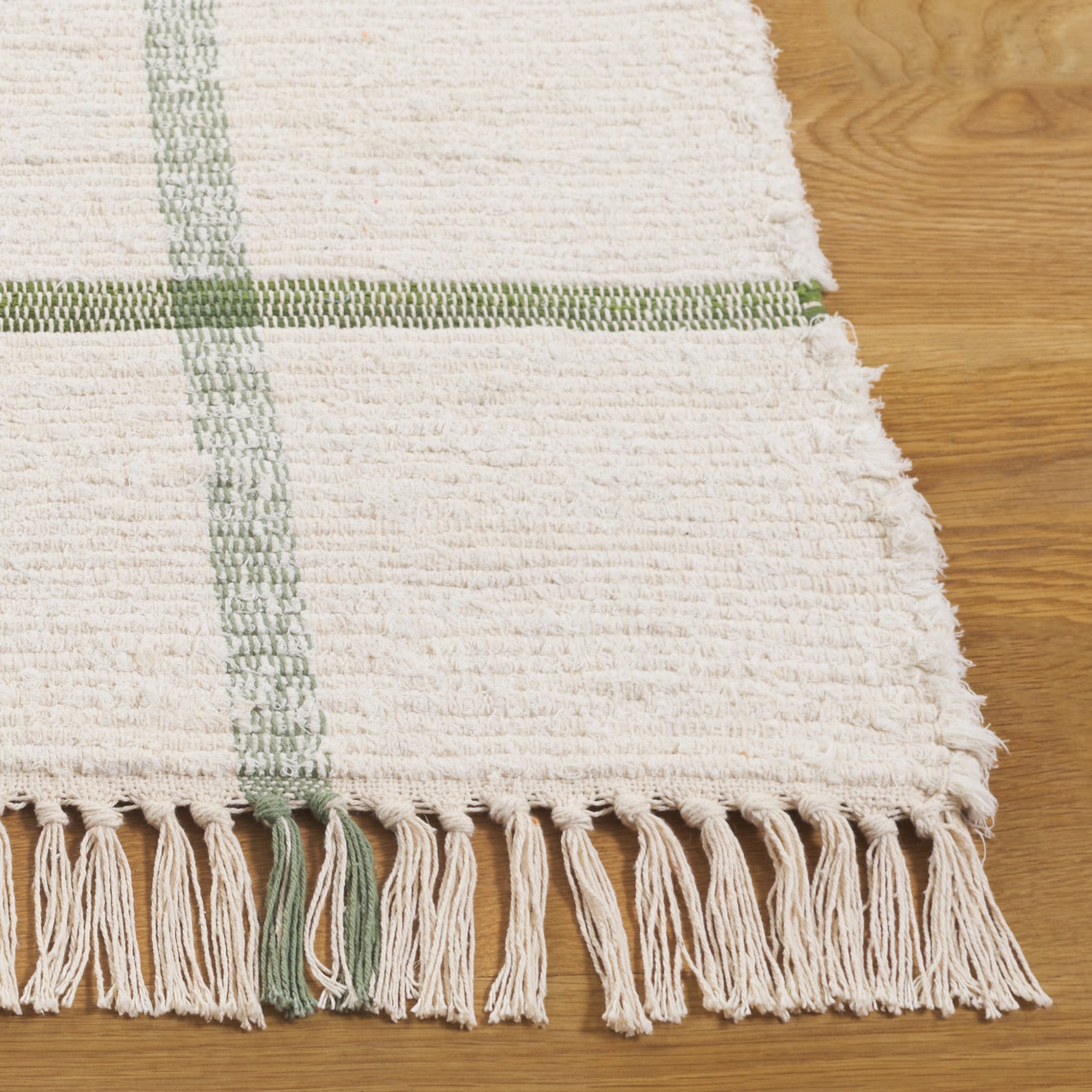 MONTAUK 322 – IVORY / GREEN