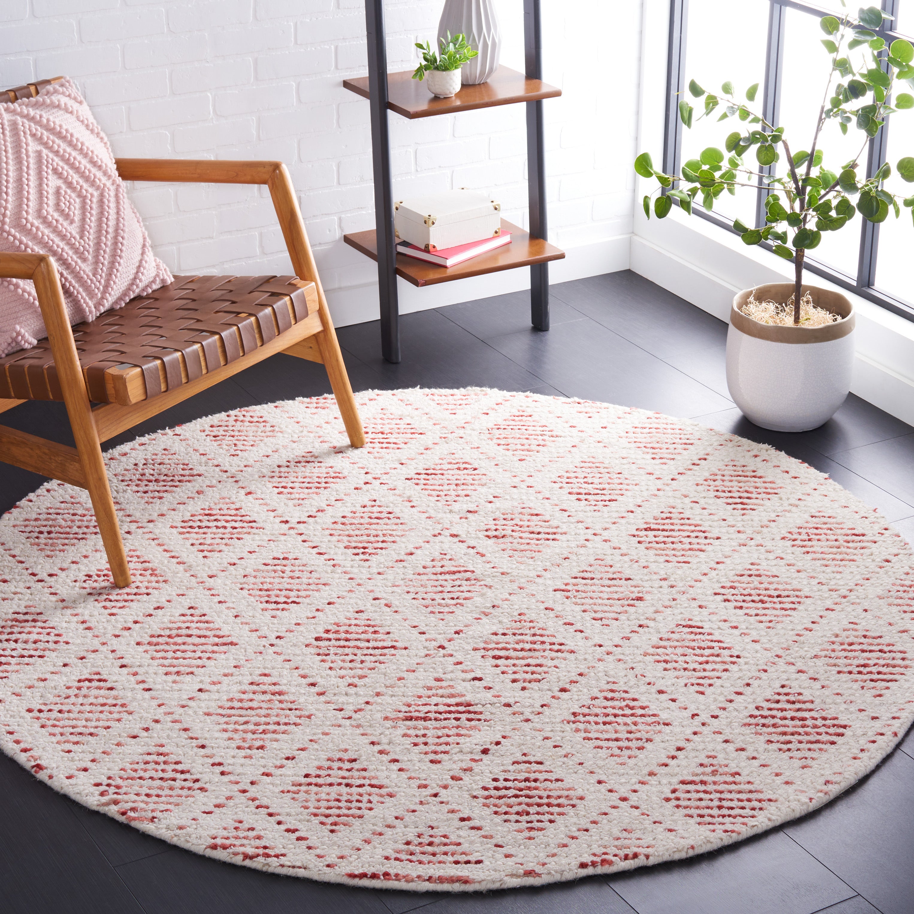 IVORY / RED