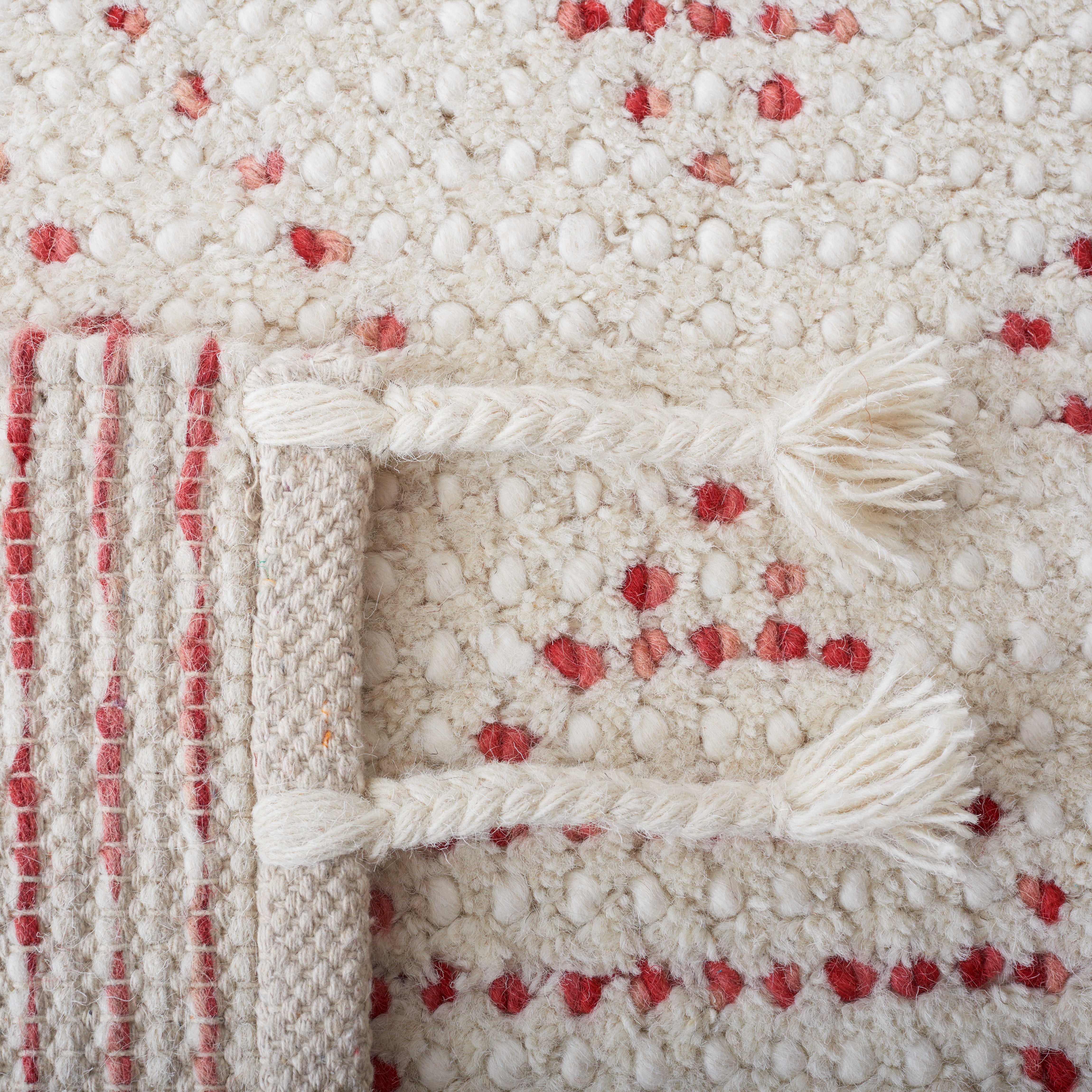 IVORY / RED