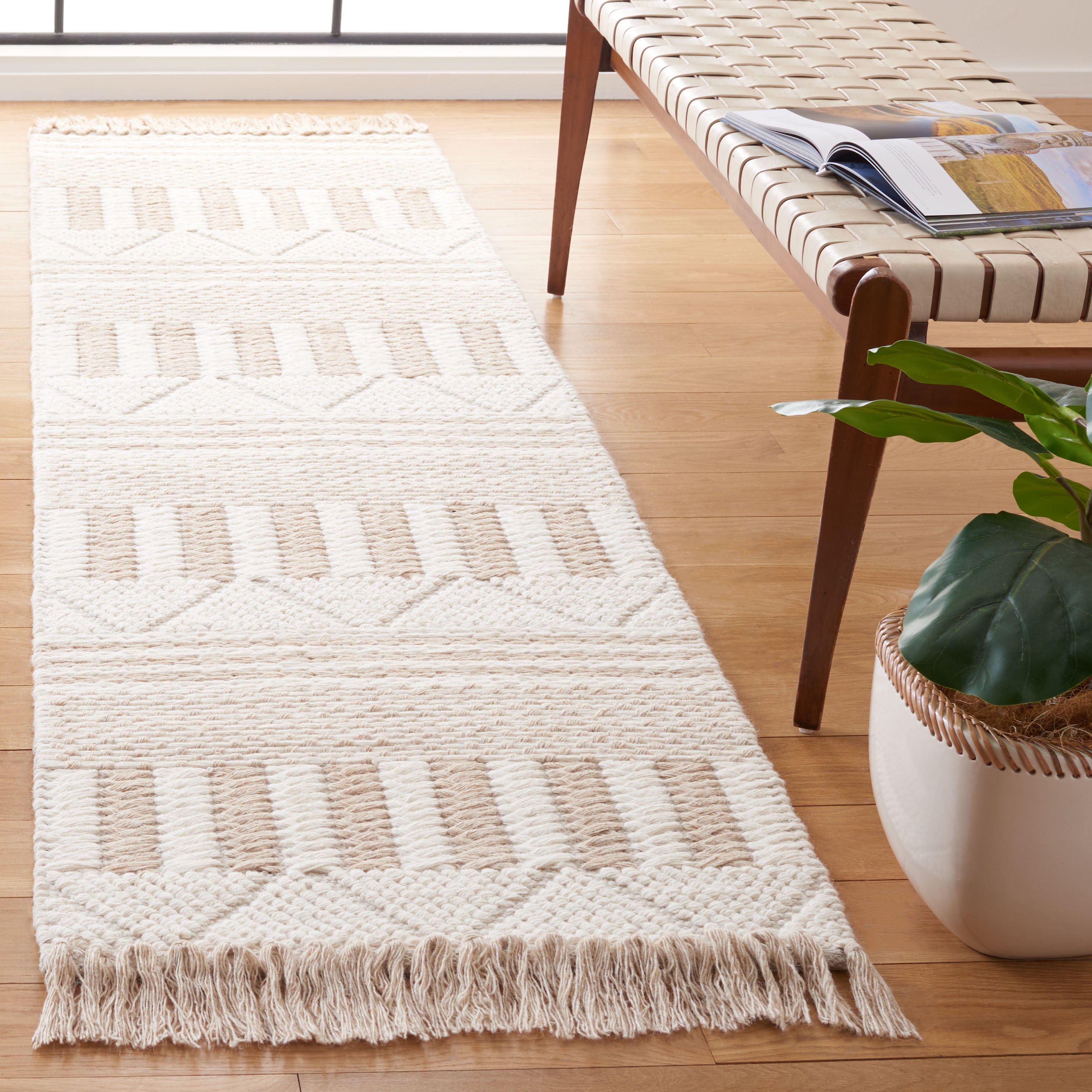 IVORY / TAUPE