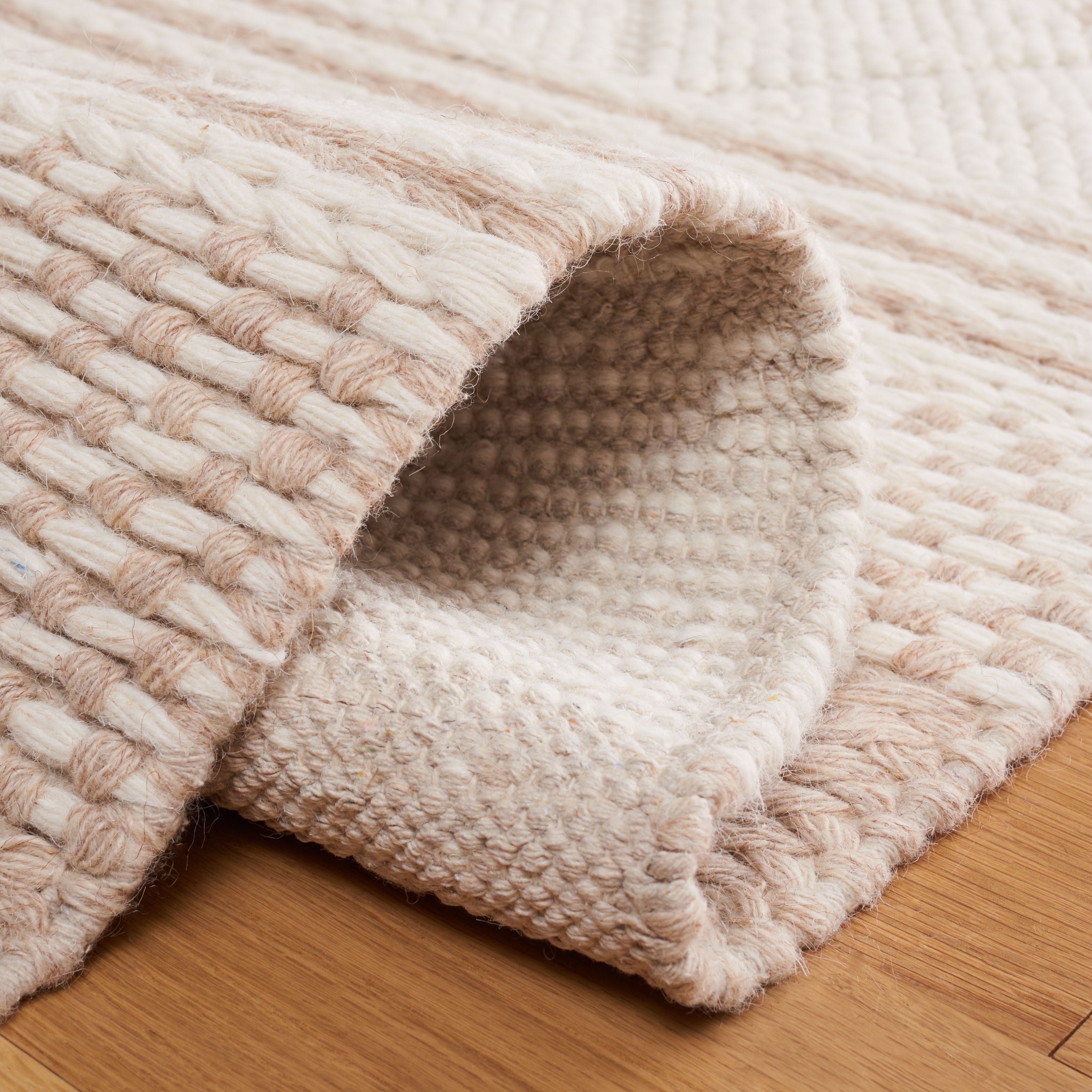 IVORY / TAUPE