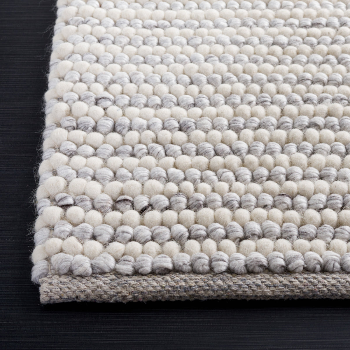 IVORY / LIGHT GREY