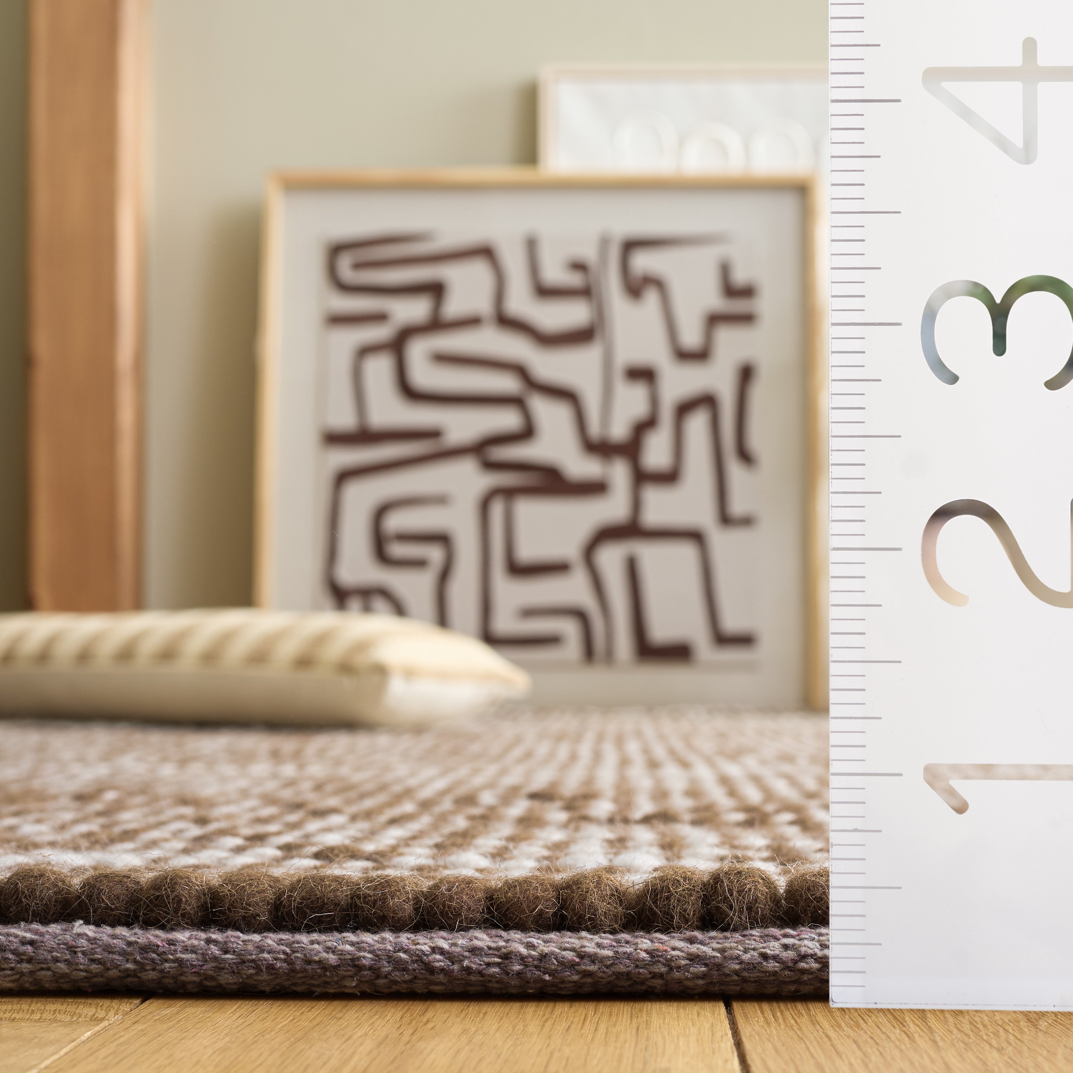 IVORY / RUST BROWN