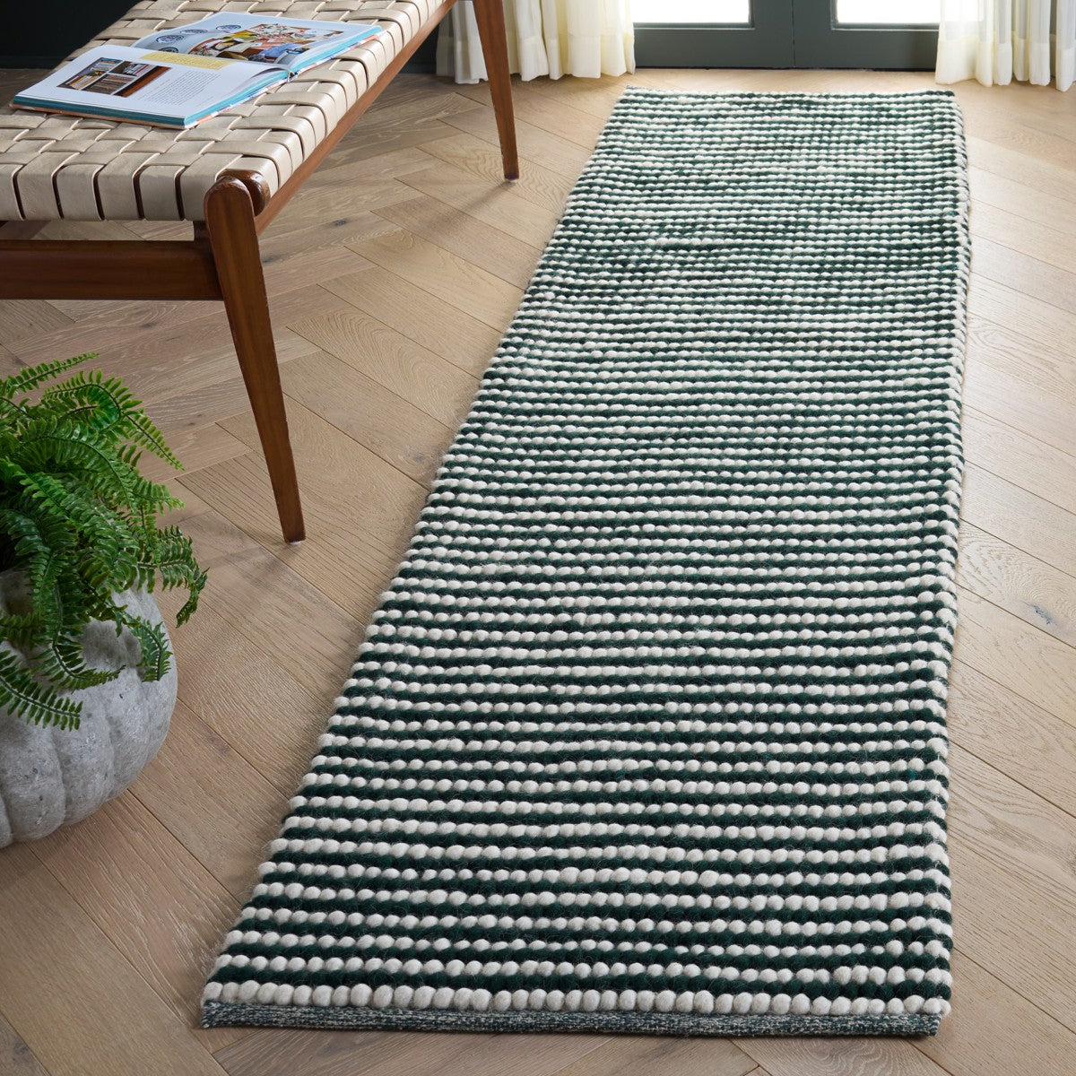 IVORY / GREEN