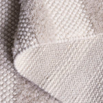 BEIGE / IVORY