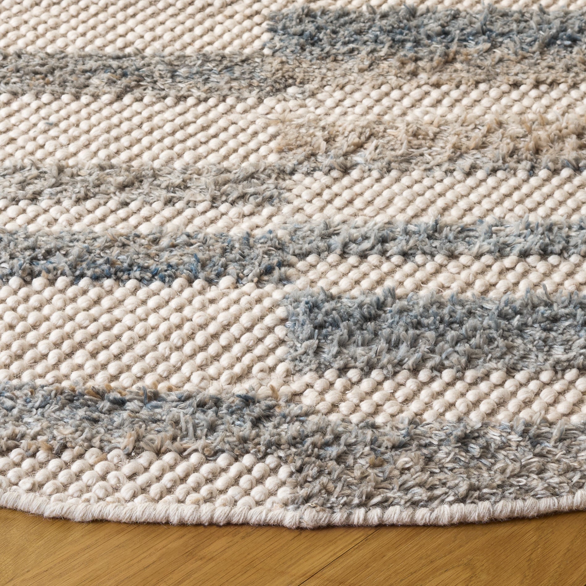 BLUE / IVORY