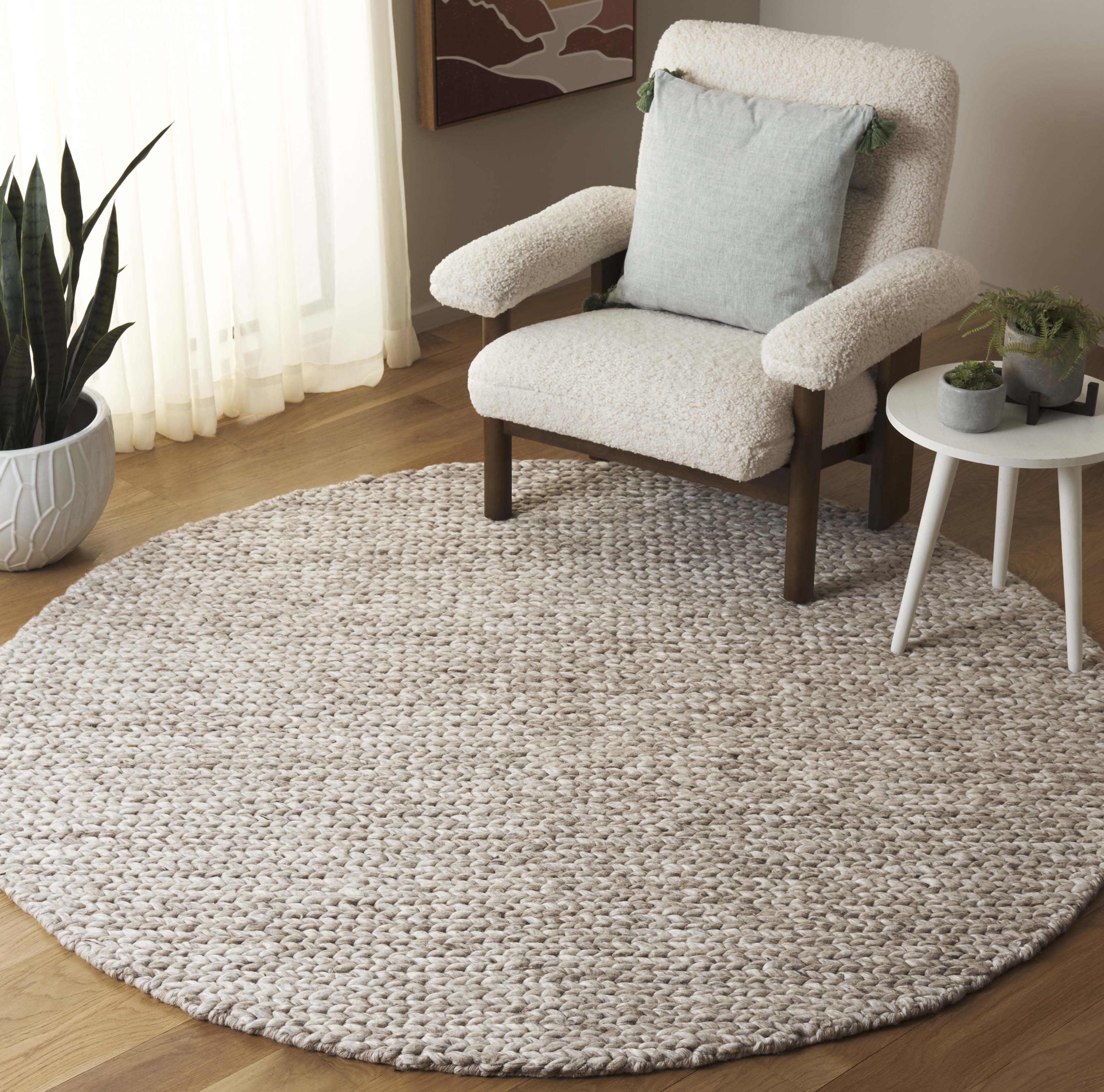 BEIGE / TAUPE