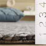 GREY / IVORY